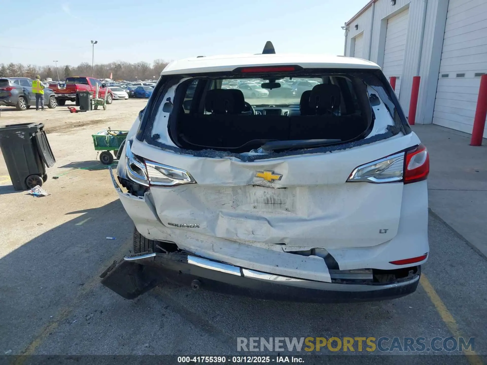 15 fotografías del automóvil dañado 2GNAXKEV6K6125697 CHEVROLET EQUINOX 2019
