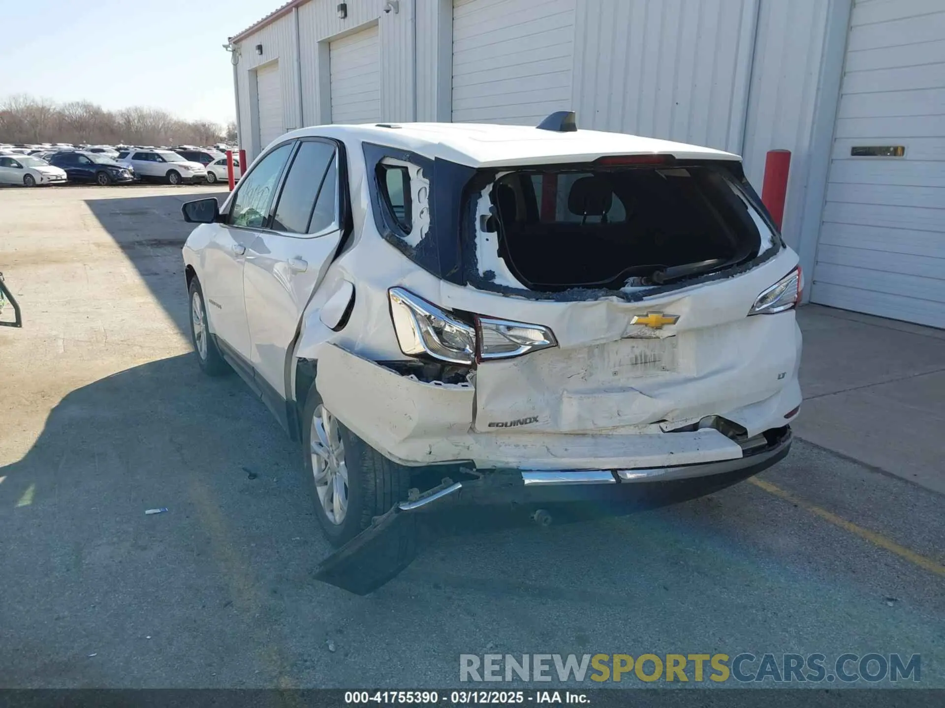 3 fotografías del automóvil dañado 2GNAXKEV6K6125697 CHEVROLET EQUINOX 2019