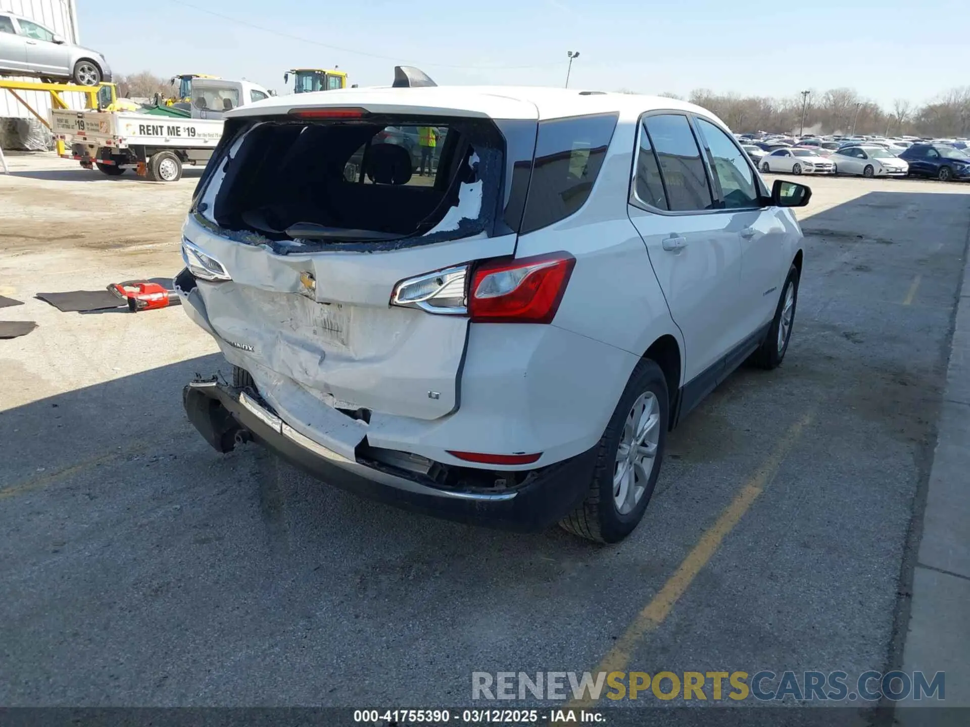 4 fotografías del automóvil dañado 2GNAXKEV6K6125697 CHEVROLET EQUINOX 2019