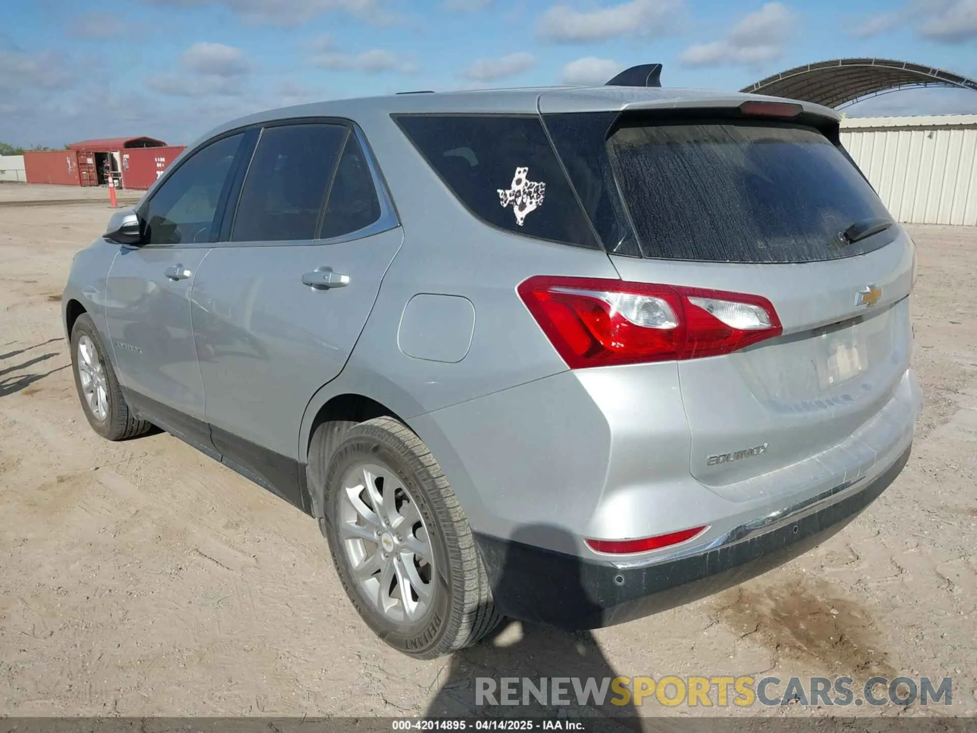 3 fotografías del automóvil dañado 2GNAXKEV6K6139924 CHEVROLET EQUINOX 2019