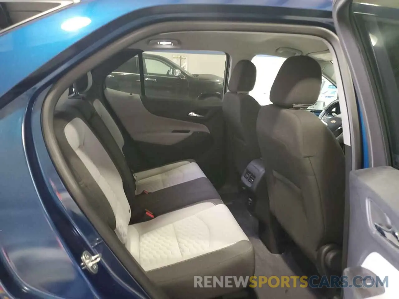 11 fotografías del automóvil dañado 2GNAXKEV6K6171269 CHEVROLET EQUINOX 2019