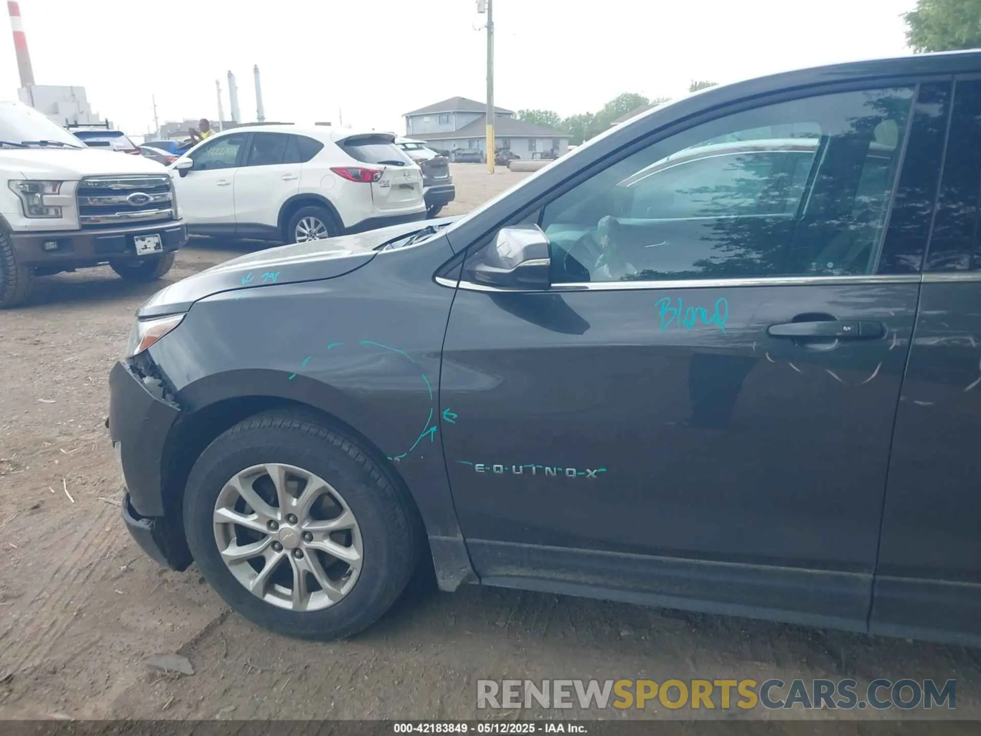 14 fotografías del automóvil dañado 2GNAXKEV6K6175001 CHEVROLET EQUINOX 2019