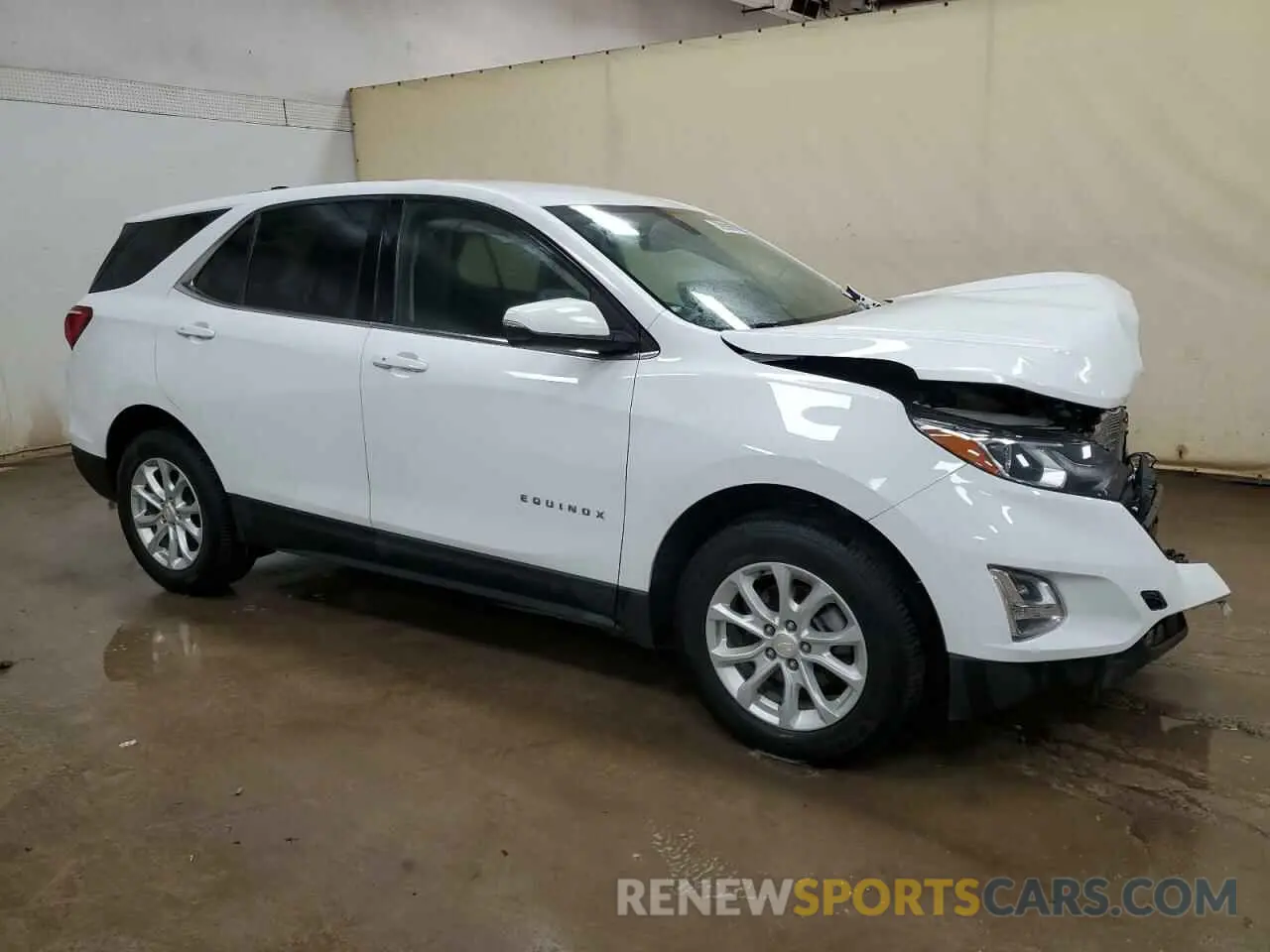 4 fotografías del automóvil dañado 2GNAXKEV6K6180344 CHEVROLET EQUINOX 2019
