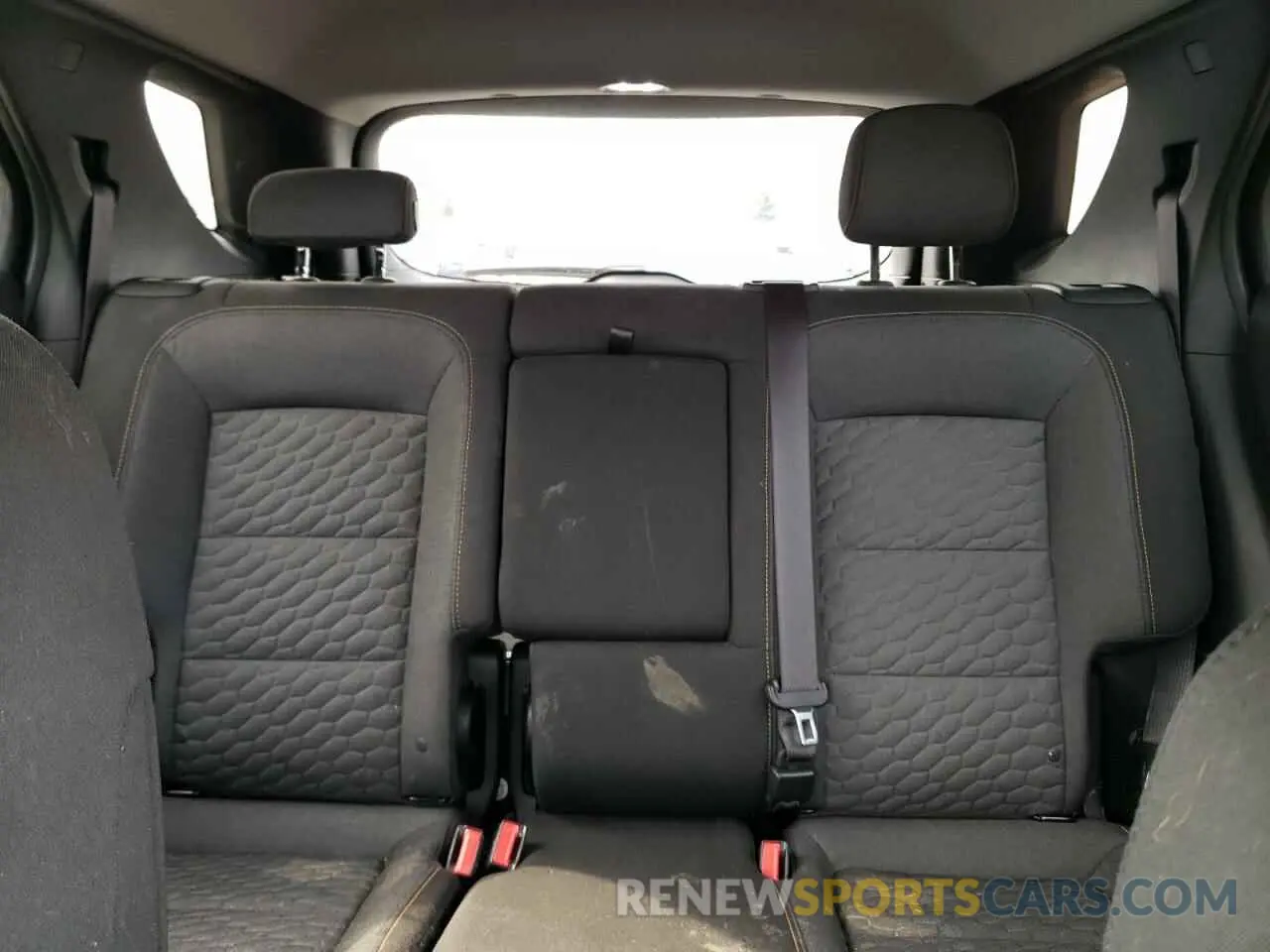 10 fotografías del automóvil dañado 2GNAXKEV6K6196673 CHEVROLET EQUINOX 2019