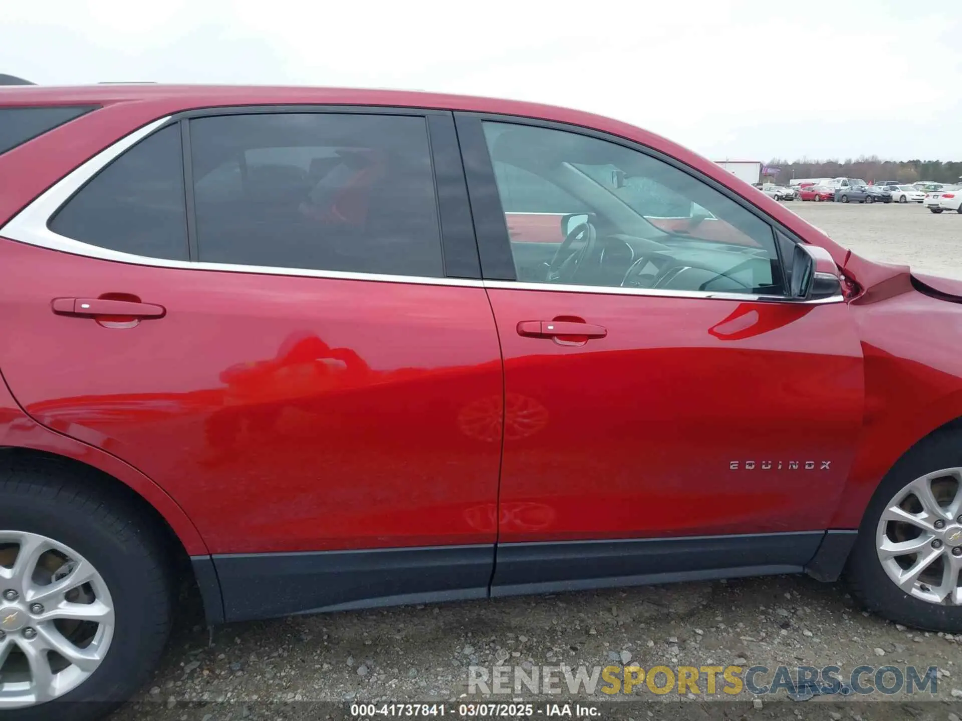 13 fotografías del automóvil dañado 2GNAXKEV6K6279973 CHEVROLET EQUINOX 2019