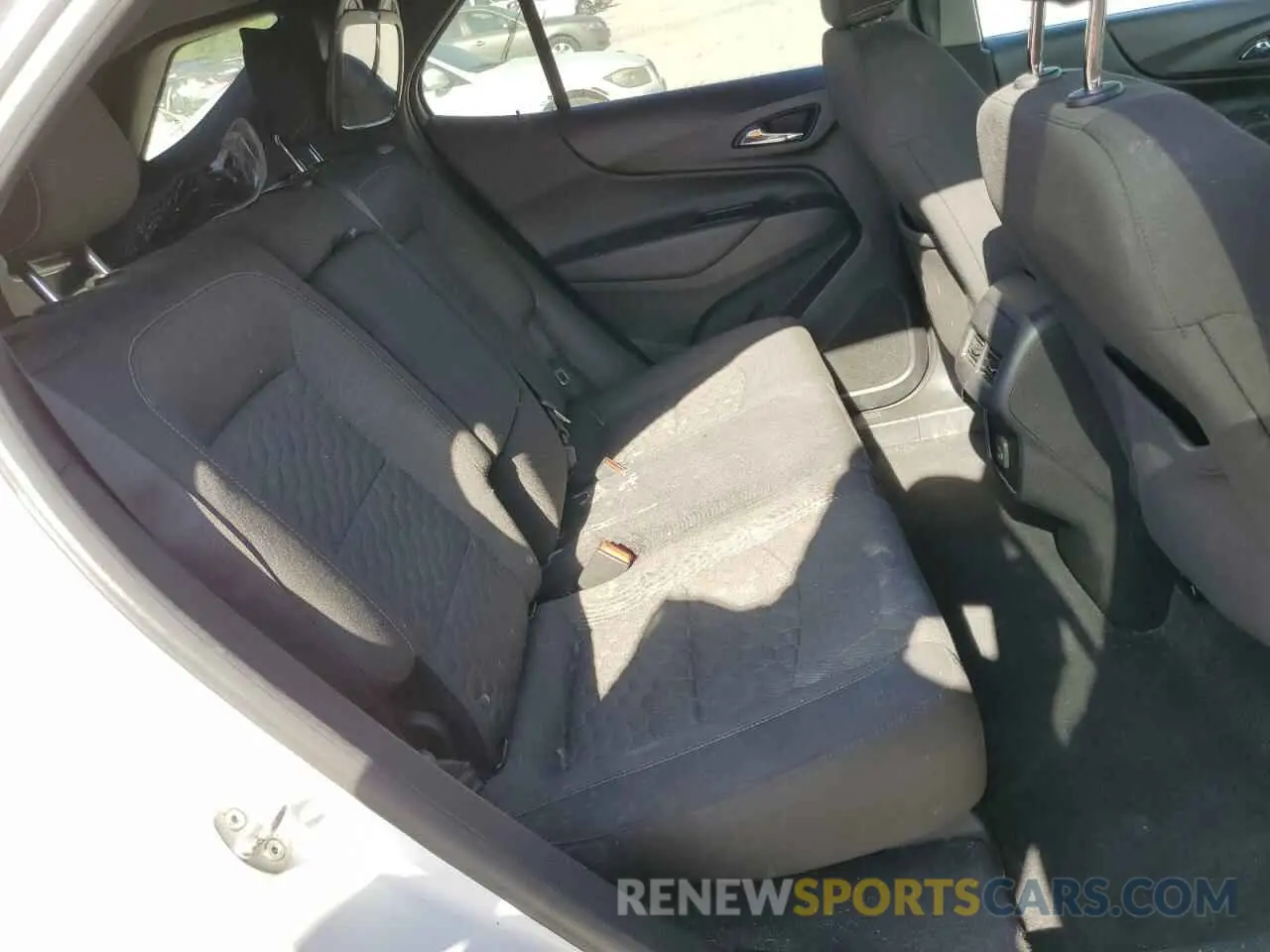 11 fotografías del automóvil dañado 2GNAXKEV6K6280475 CHEVROLET EQUINOX 2019