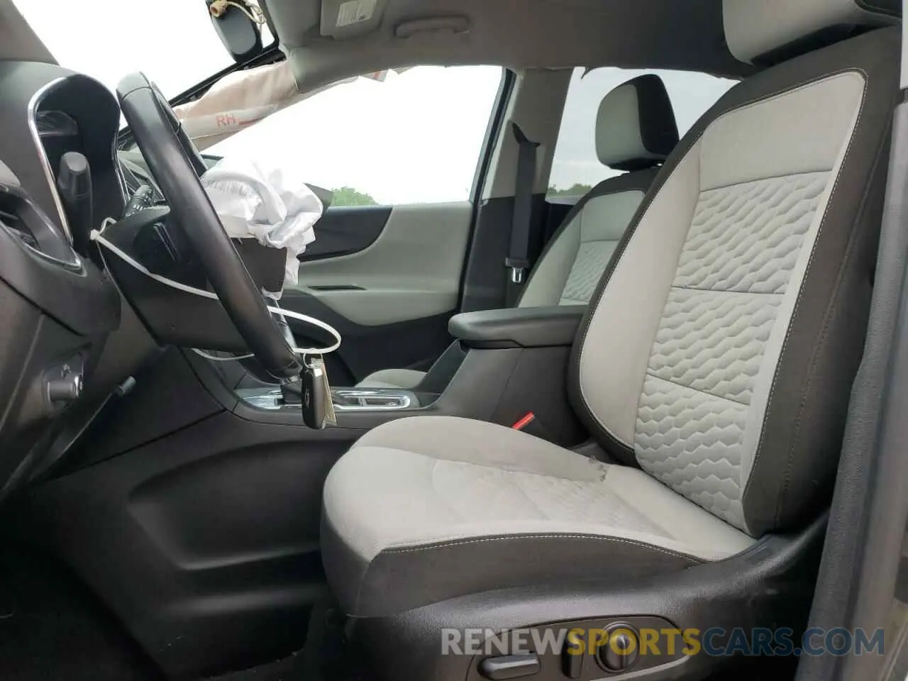 7 fotografías del automóvil dañado 2GNAXKEV7K6131329 CHEVROLET EQUINOX 2019