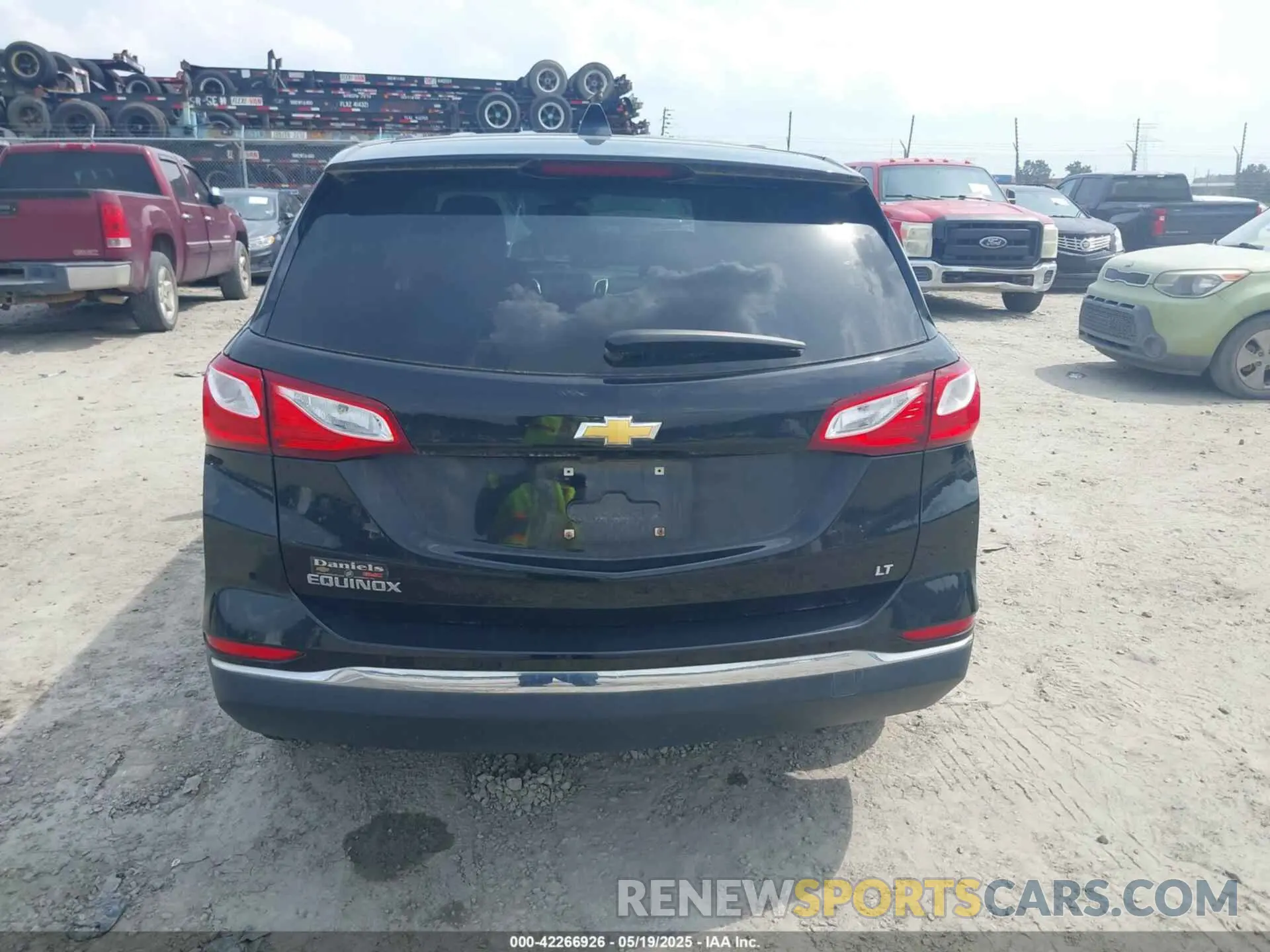 16 fotografías del automóvil dañado 2GNAXKEV7K6272787 CHEVROLET EQUINOX 2019