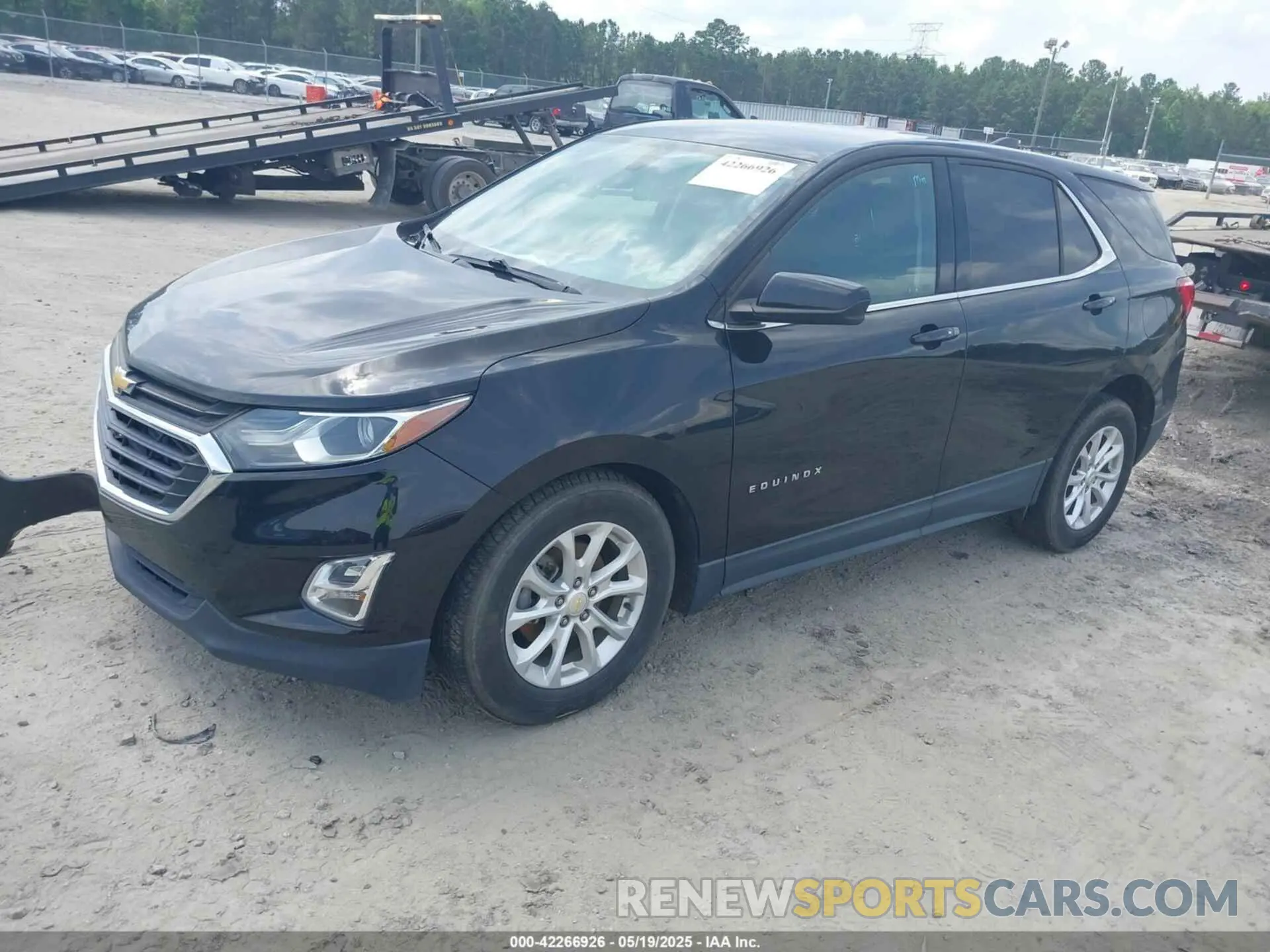 2 fotografías del automóvil dañado 2GNAXKEV7K6272787 CHEVROLET EQUINOX 2019