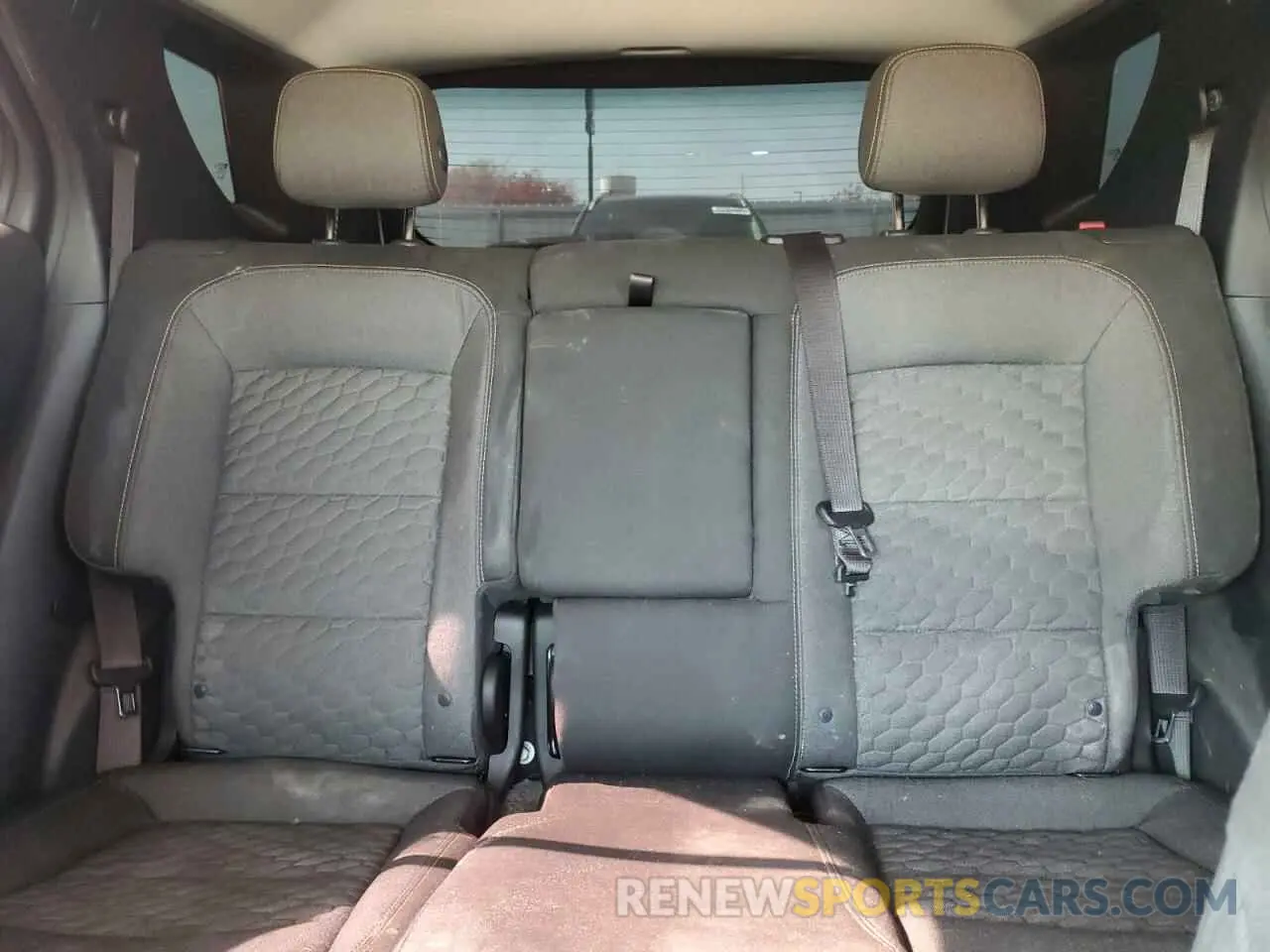 10 fotografías del automóvil dañado 2GNAXKEV8K6128729 CHEVROLET EQUINOX 2019