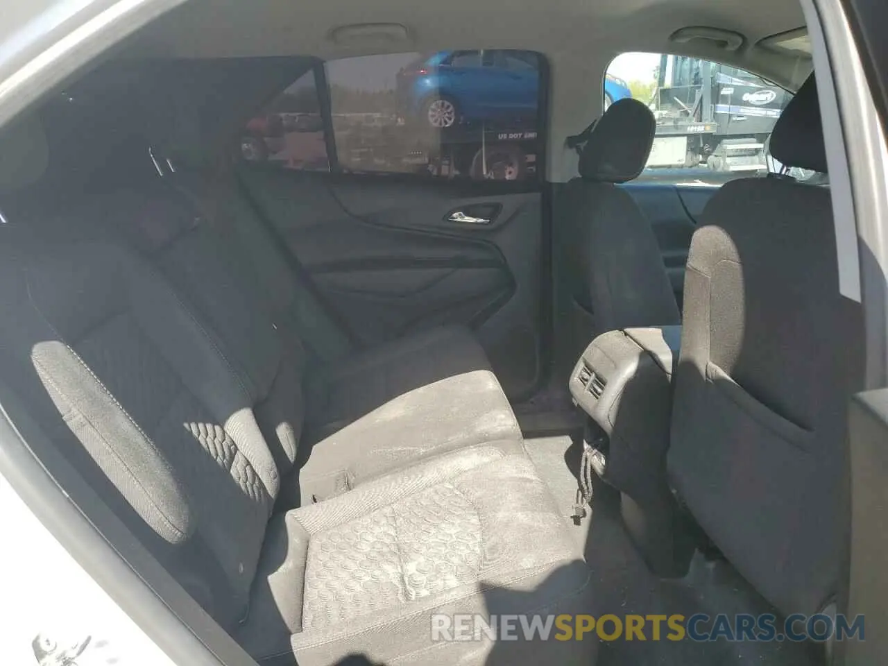11 fotografías del automóvil dañado 2GNAXKEV8K6128729 CHEVROLET EQUINOX 2019