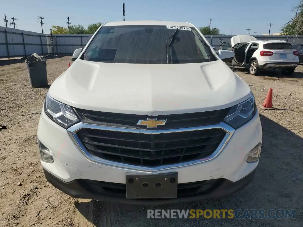 5 fotografías del automóvil dañado 2GNAXKEV8K6128729 CHEVROLET EQUINOX 2019