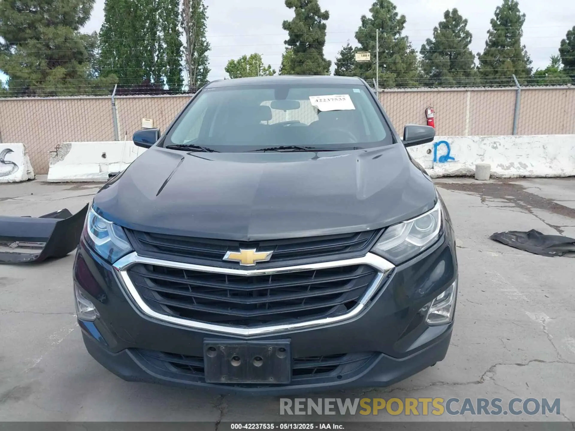 13 fotografías del automóvil dañado 2GNAXKEV8K6142985 CHEVROLET EQUINOX 2019
