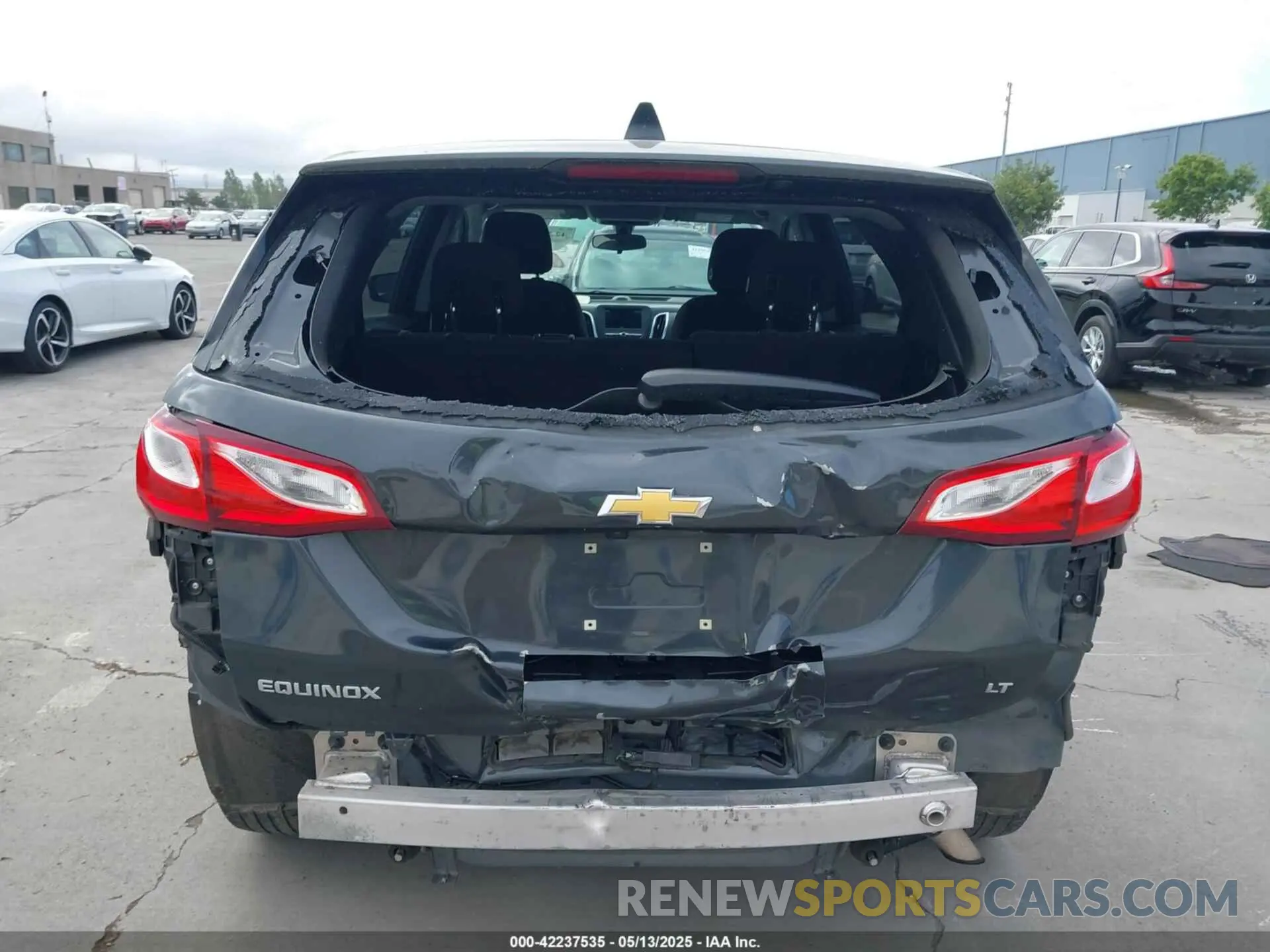 17 fotografías del automóvil dañado 2GNAXKEV8K6142985 CHEVROLET EQUINOX 2019