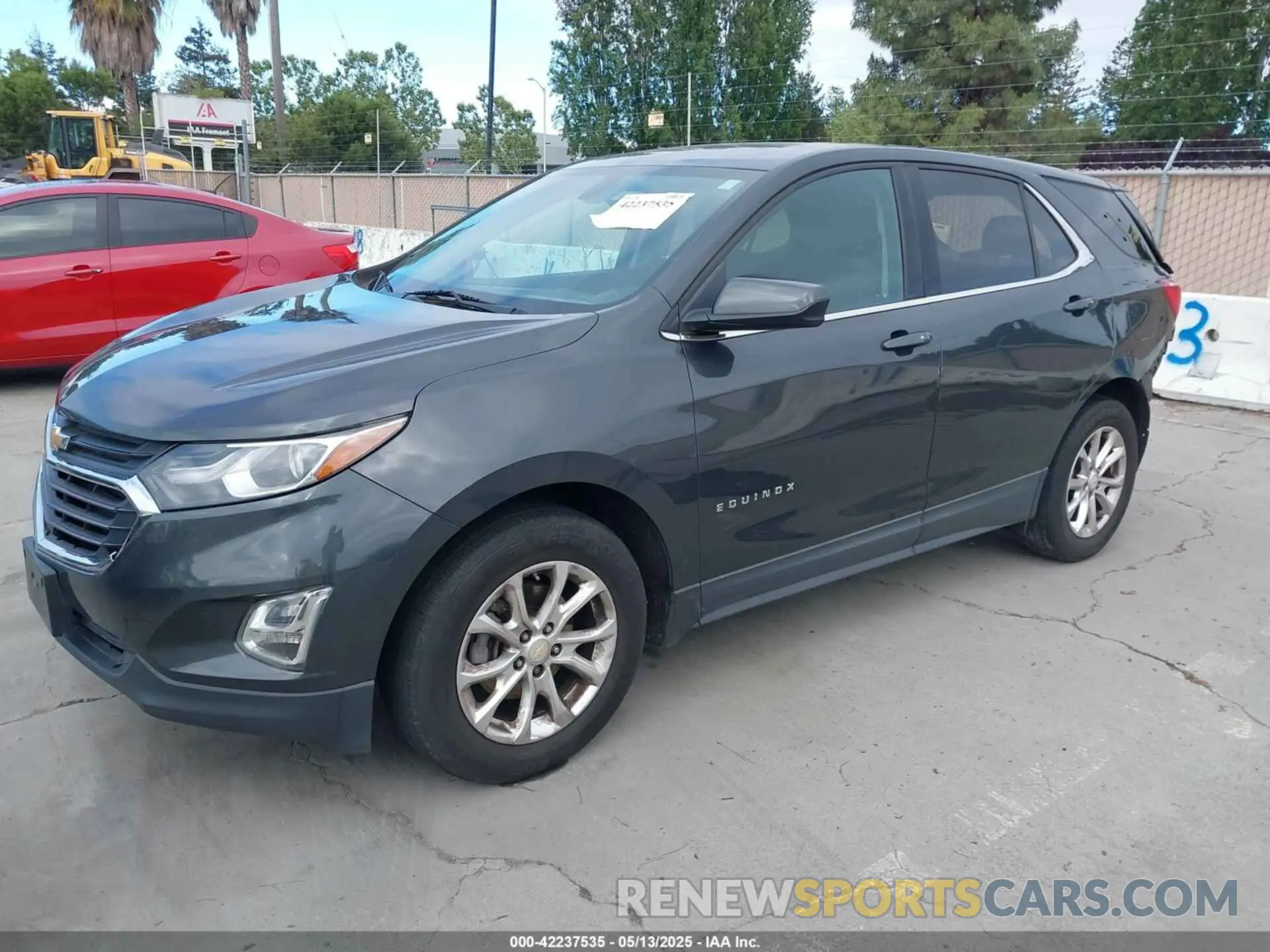 2 fotografías del automóvil dañado 2GNAXKEV8K6142985 CHEVROLET EQUINOX 2019