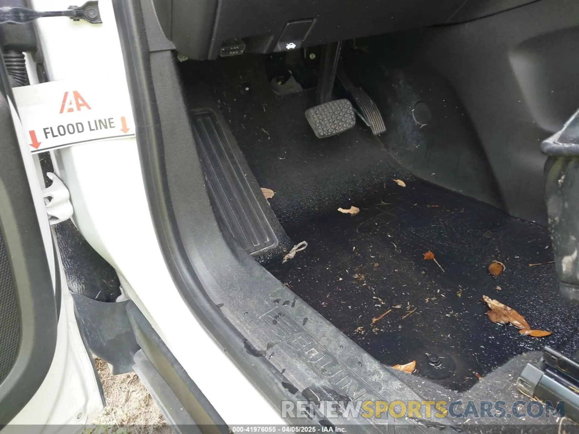 6 fotografías del automóvil dañado 2GNAXKEV8K6169426 CHEVROLET EQUINOX 2019