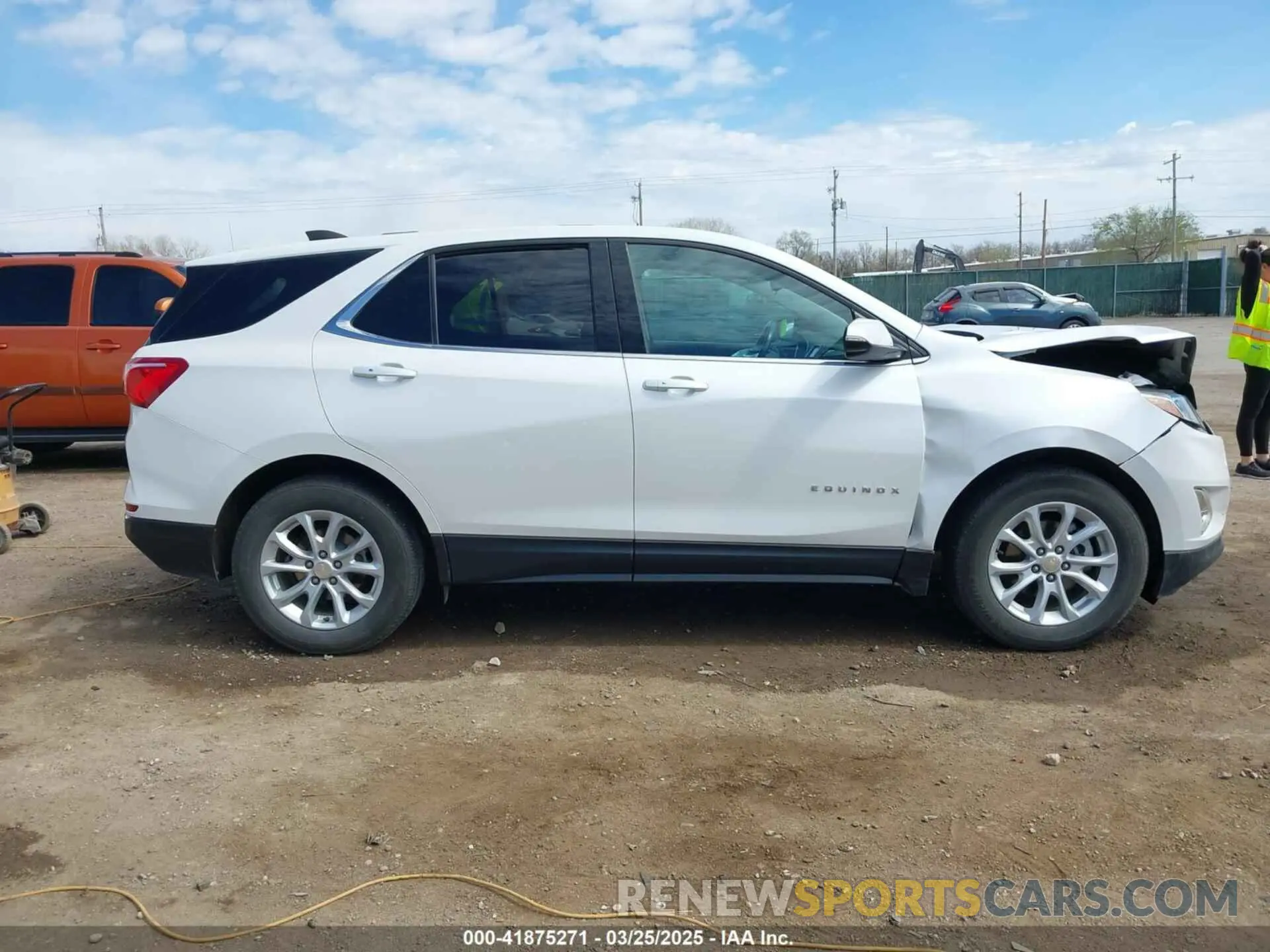 13 fotografías del automóvil dañado 2GNAXKEV8K6253178 CHEVROLET EQUINOX 2019