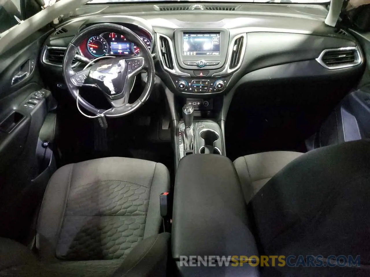 8 fotografías del automóvil dañado 2GNAXKEV9K6112782 CHEVROLET EQUINOX 2019