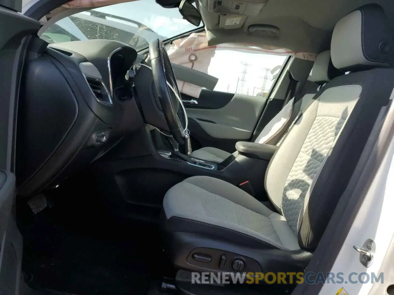 7 fotografías del automóvil dañado 2GNAXKEV9K6173064 CHEVROLET EQUINOX 2019