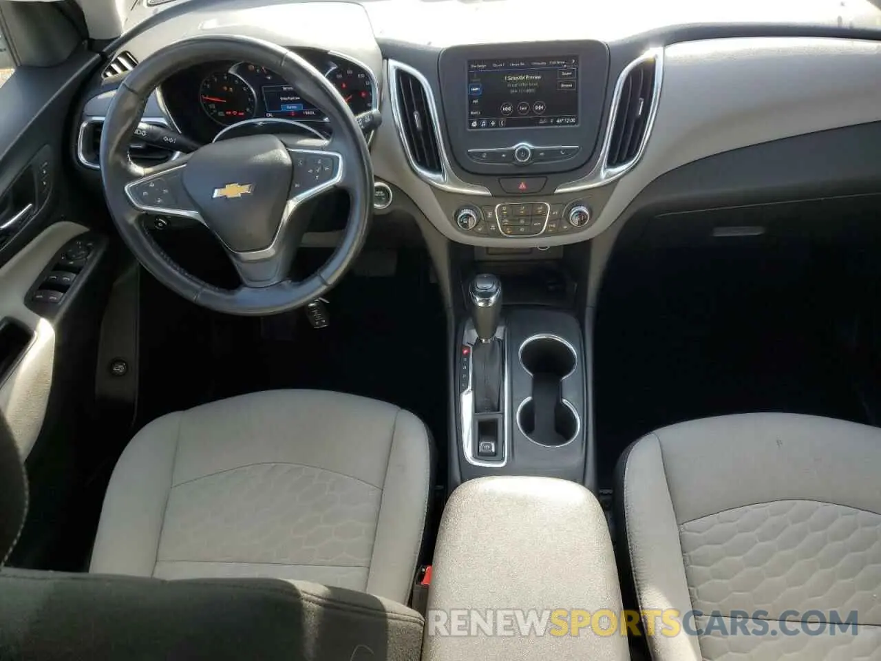 8 fotografías del automóvil dañado 2GNAXKEV9K6173064 CHEVROLET EQUINOX 2019
