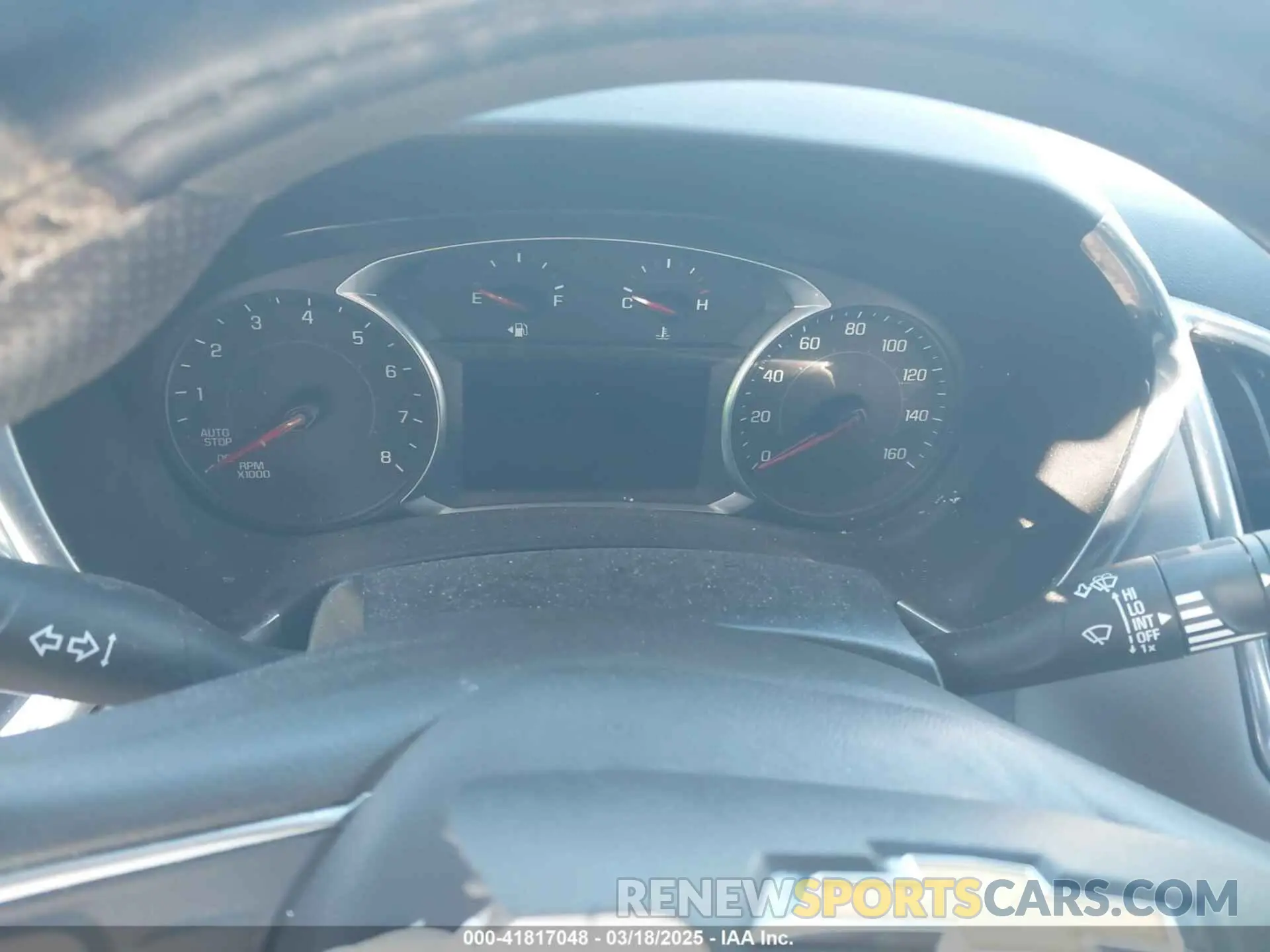 15 fotografías del automóvil dañado 2GNAXKEV9K6187983 CHEVROLET EQUINOX 2019