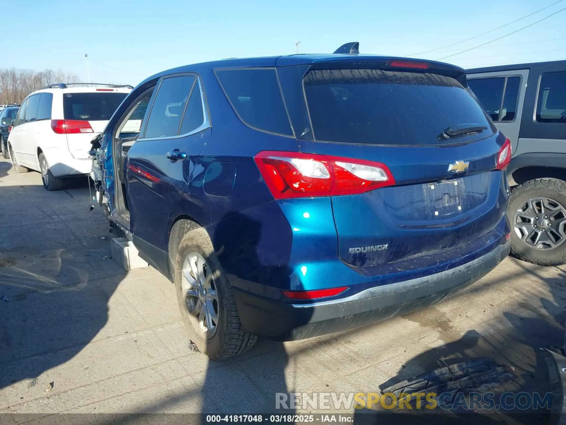 3 fotografías del automóvil dañado 2GNAXKEV9K6187983 CHEVROLET EQUINOX 2019