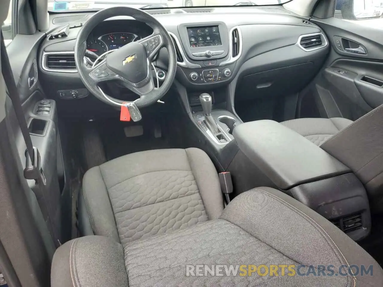 8 fotografías del automóvil dañado 2GNAXKEV9K6214549 CHEVROLET EQUINOX 2019