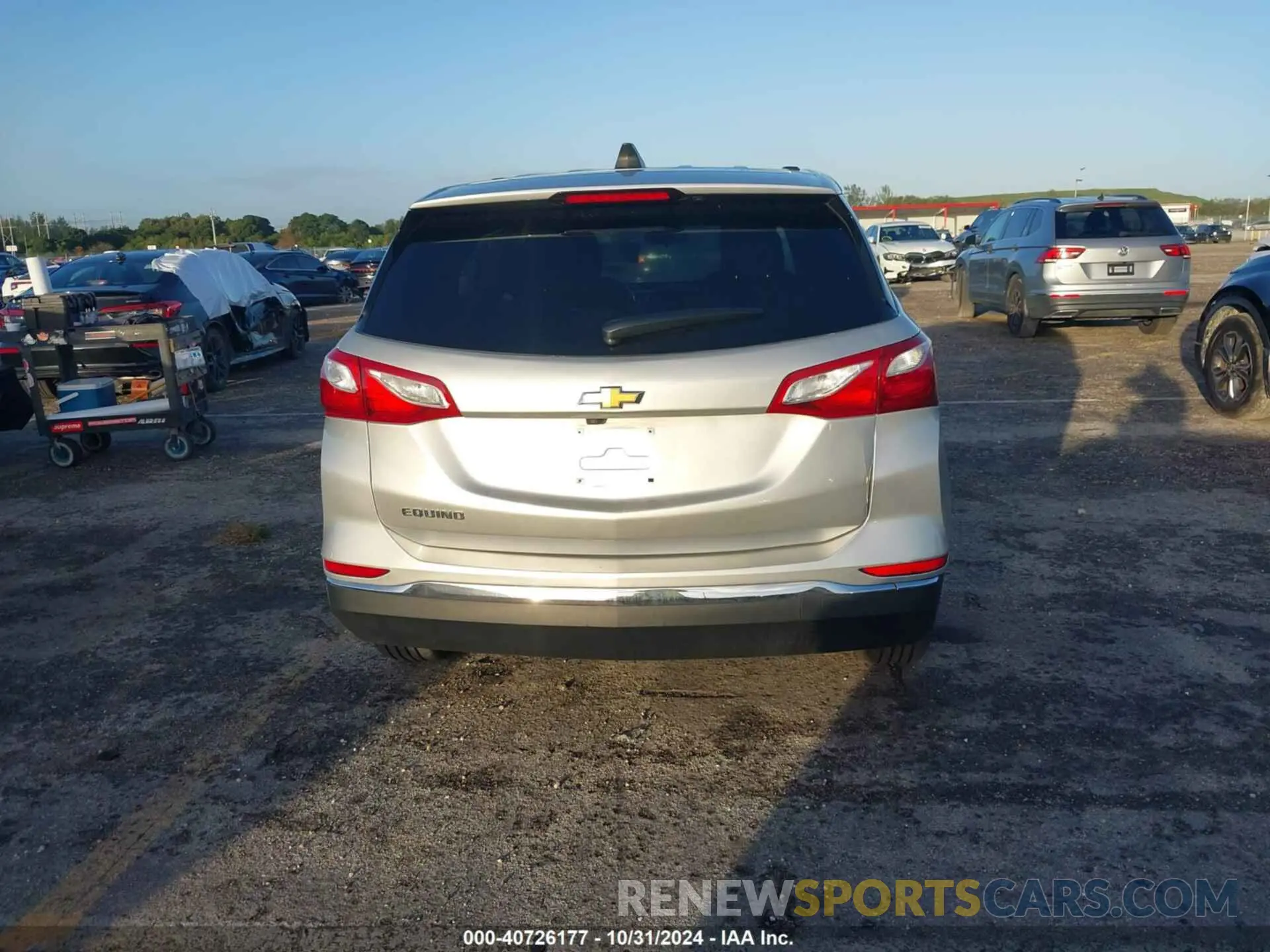 16 fotografías del automóvil dañado 2GNAXKEVXK6102276 CHEVROLET EQUINOX 2019