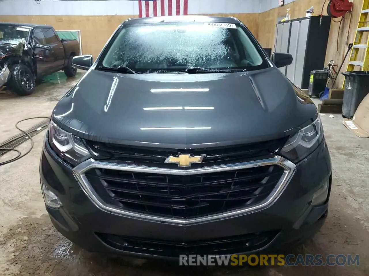 5 fotografías del automóvil dañado 2GNAXKEVXK6181965 CHEVROLET EQUINOX 2019