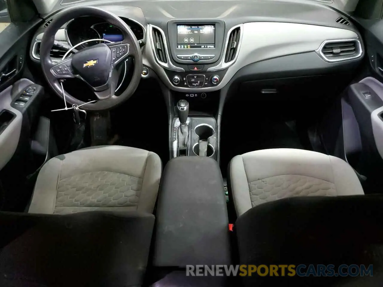 8 fotografías del automóvil dañado 2GNAXKEVXK6181965 CHEVROLET EQUINOX 2019