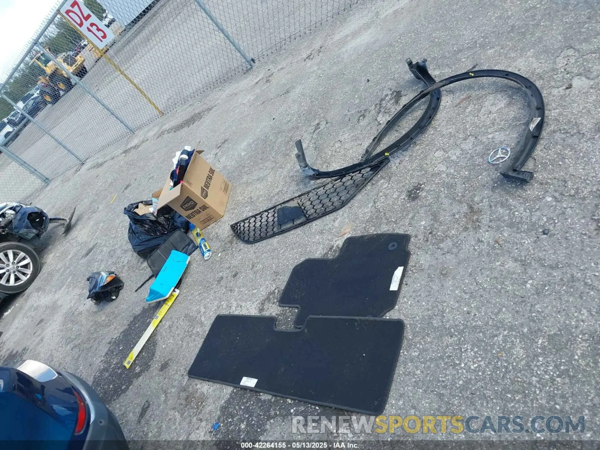 12 fotografías del automóvil dañado 2GNAXLEX0K6227651 CHEVROLET EQUINOX 2019