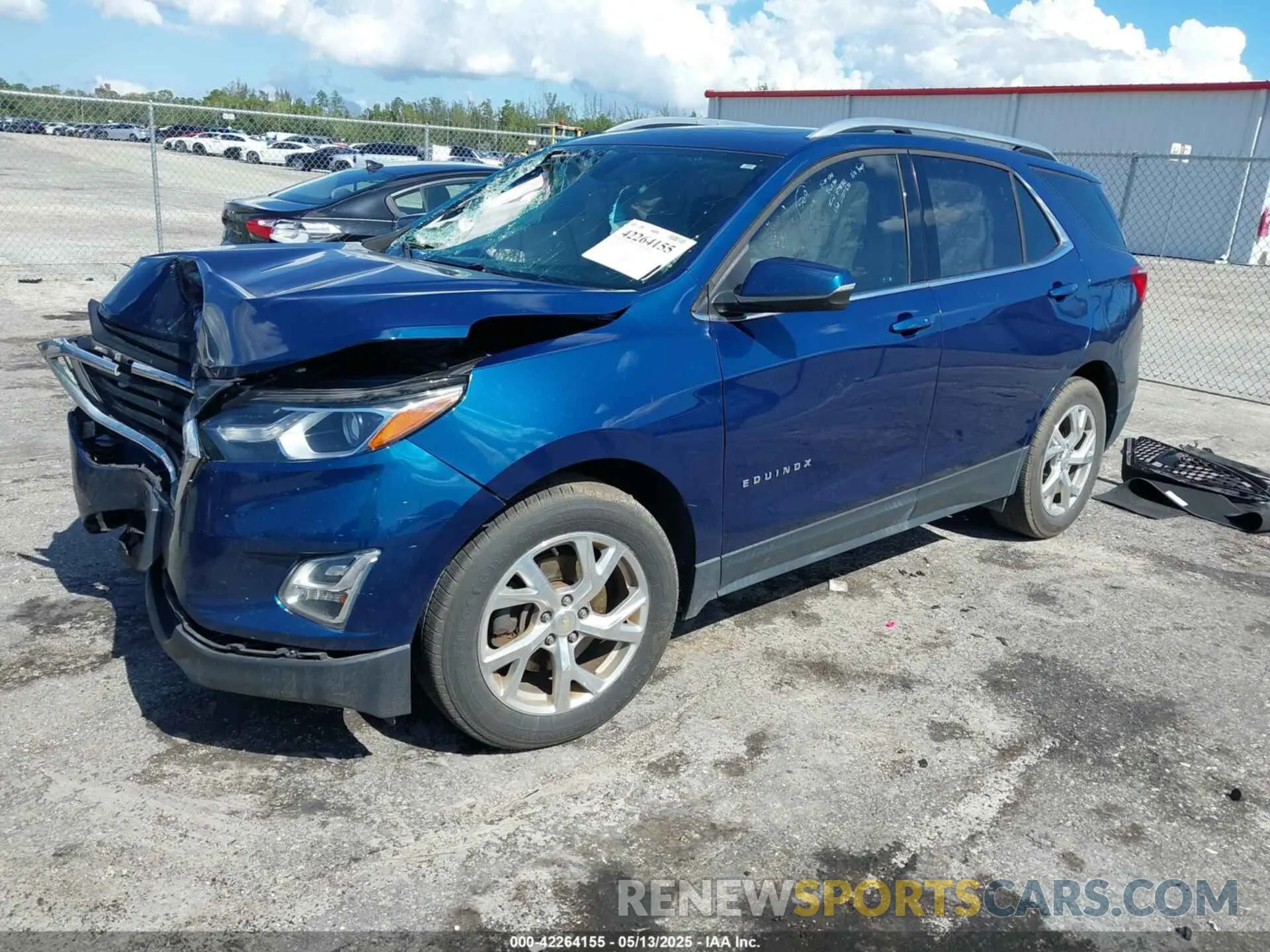 2 fotografías del automóvil dañado 2GNAXLEX0K6227651 CHEVROLET EQUINOX 2019