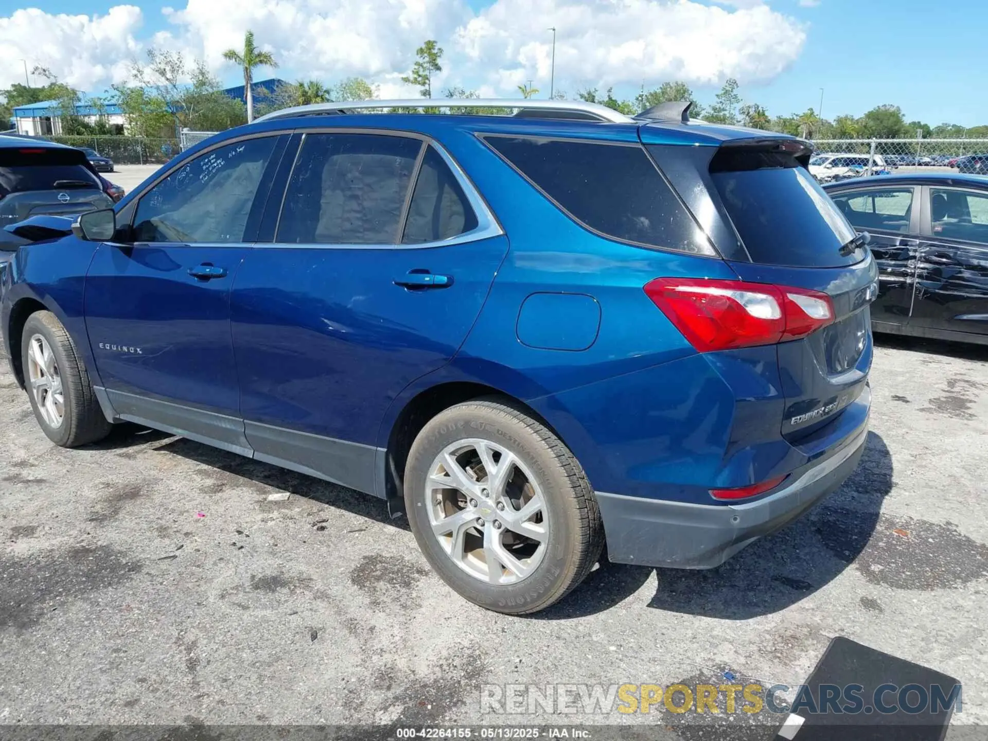 3 fotografías del automóvil dañado 2GNAXLEX0K6227651 CHEVROLET EQUINOX 2019