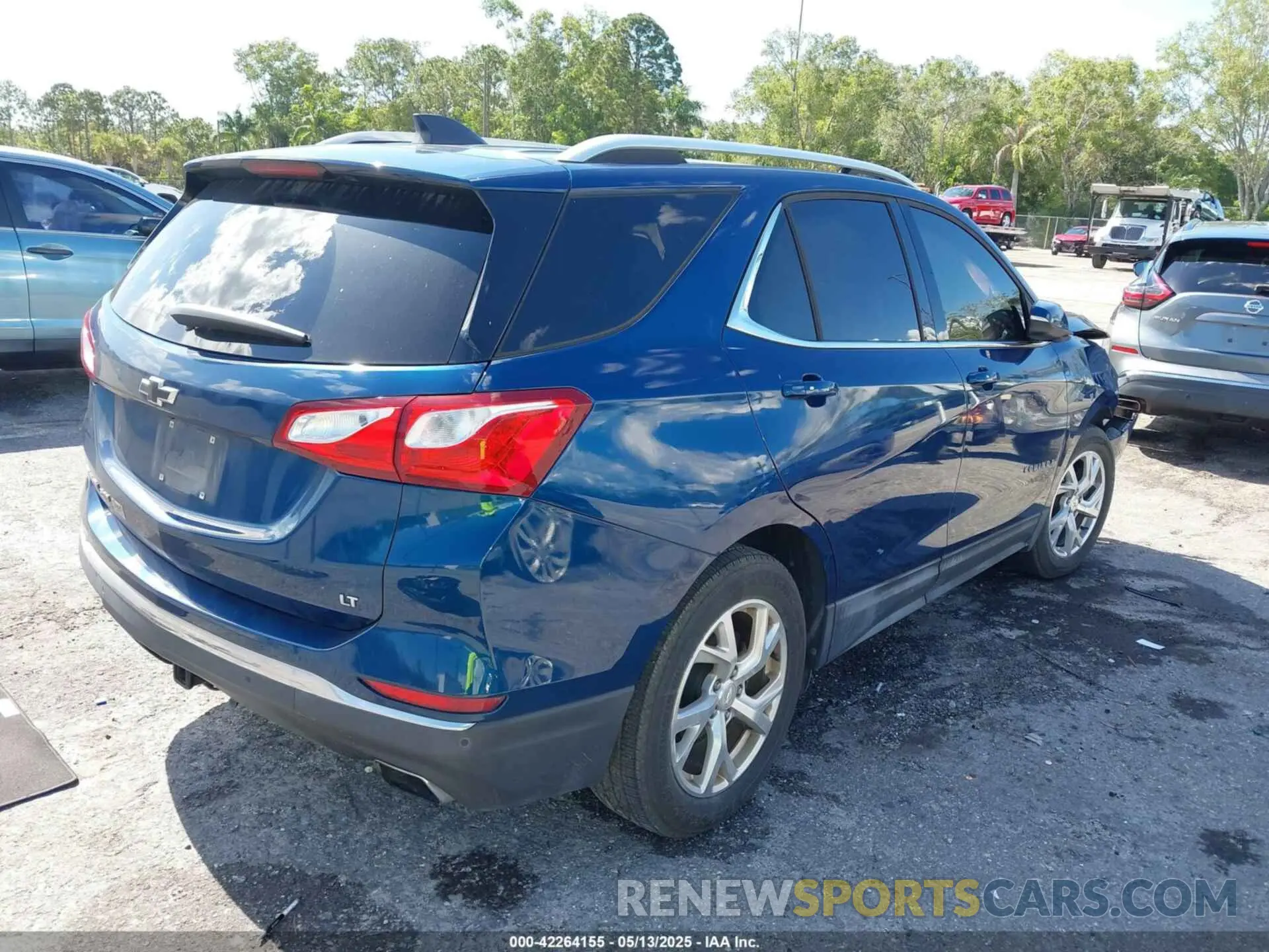 4 fotografías del automóvil dañado 2GNAXLEX0K6227651 CHEVROLET EQUINOX 2019