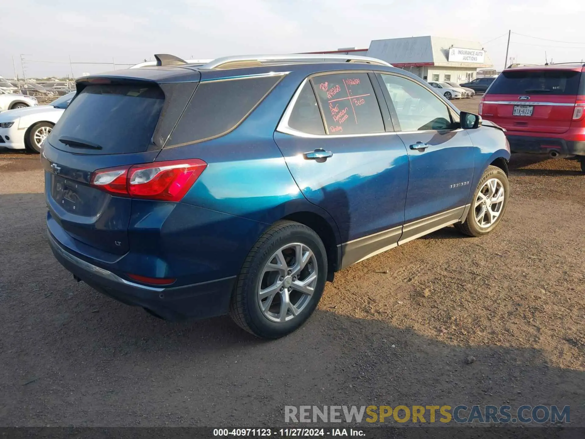 4 fotografías del automóvil dañado 2GNAXLEX6K6191061 CHEVROLET EQUINOX 2019
