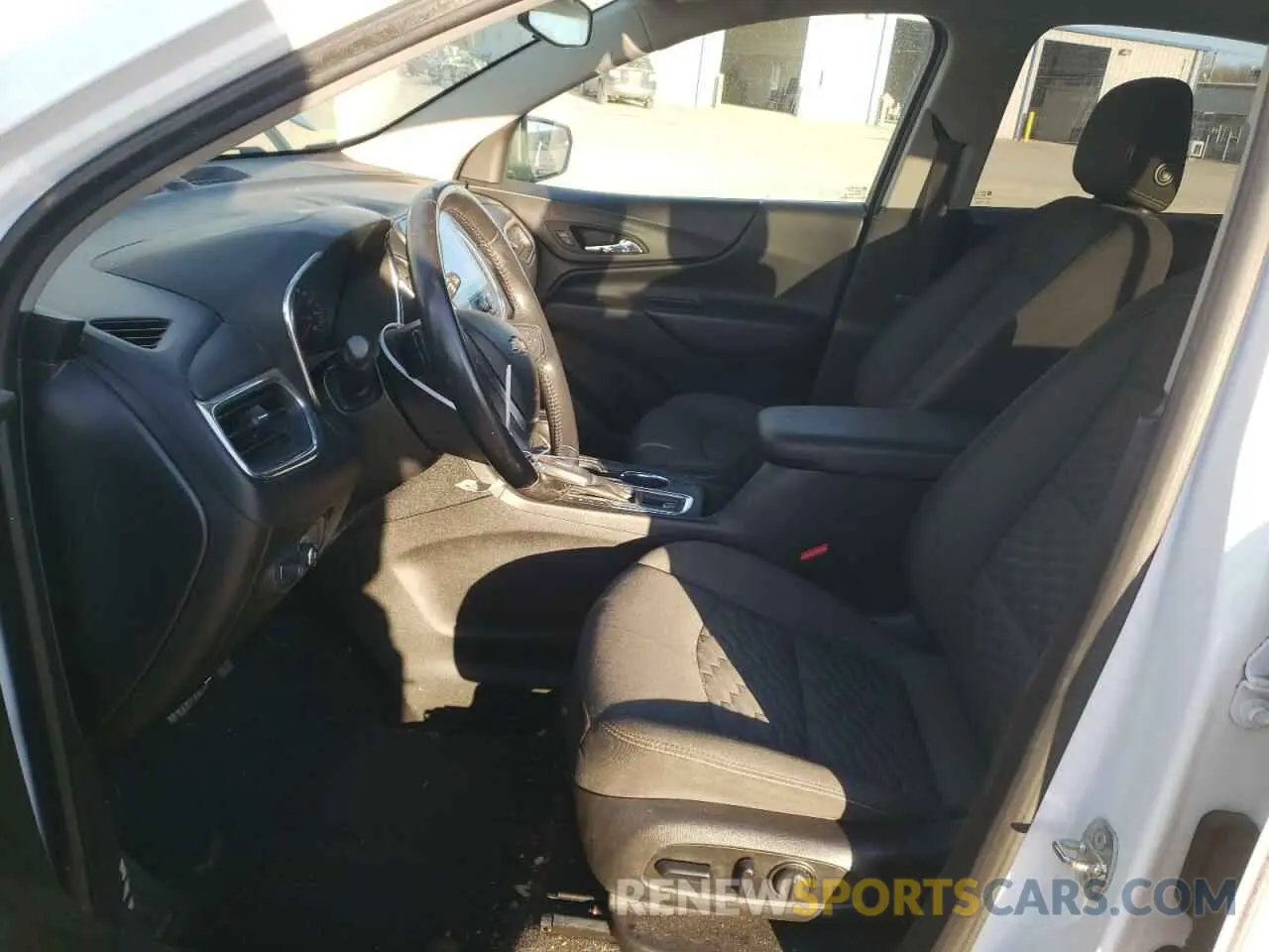 7 fotografías del automóvil dañado 2GNAXLEX9K6134790 CHEVROLET EQUINOX 2019