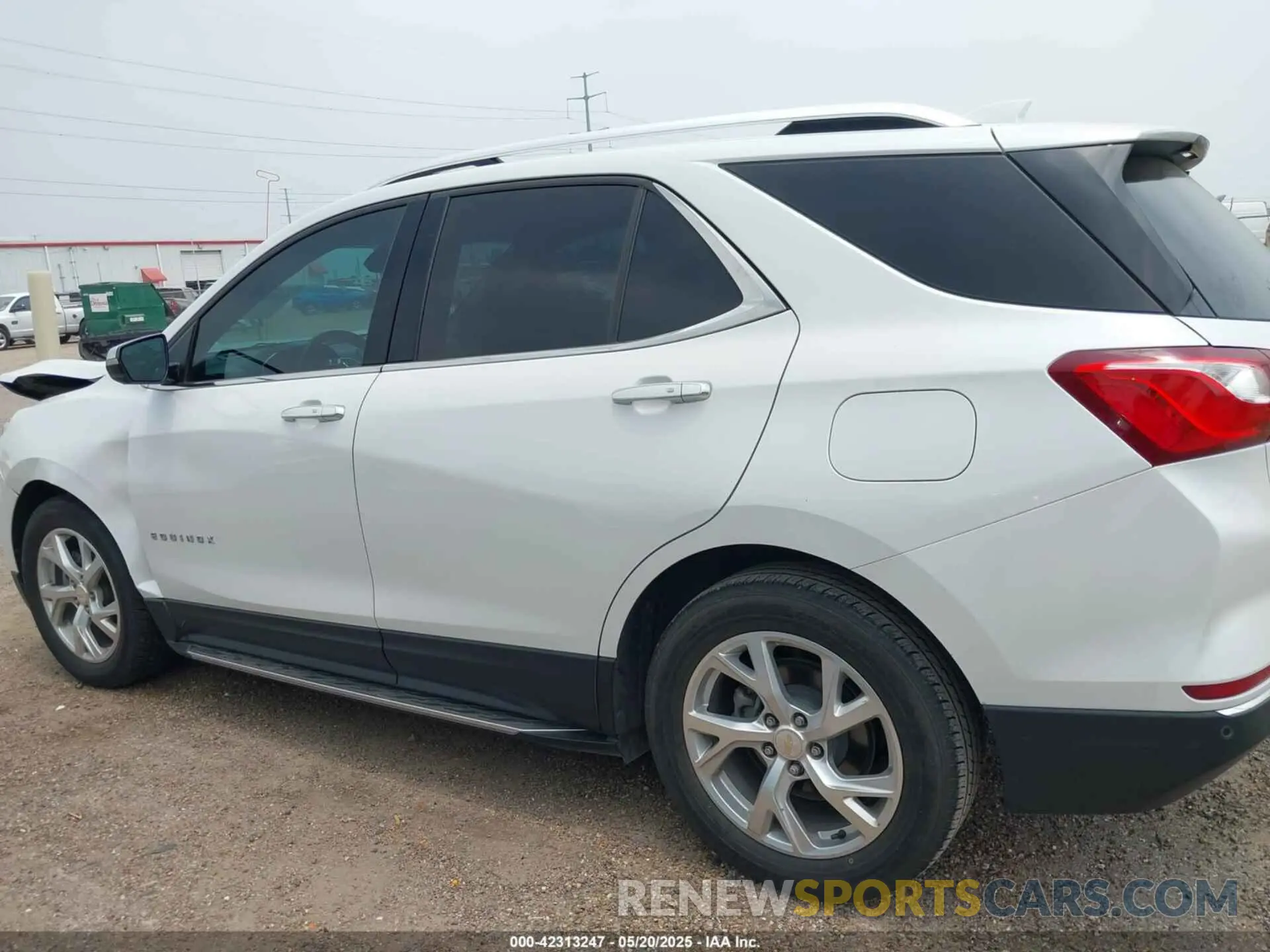 14 fotografías del automóvil dañado 2GNAXNEV0K6129357 CHEVROLET EQUINOX 2019