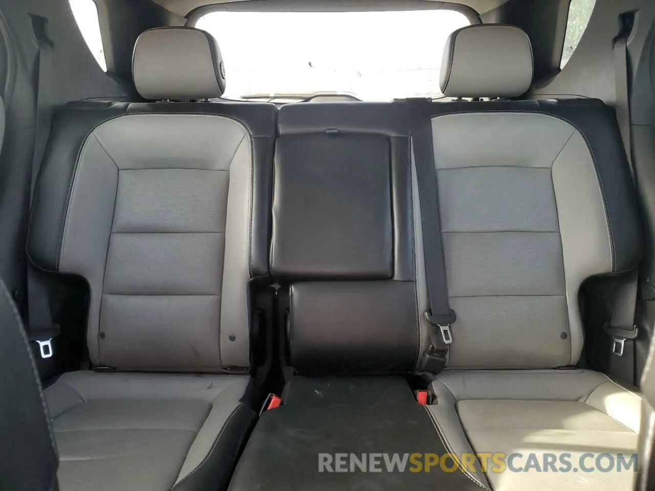 10 fotografías del automóvil dañado 2GNAXNEV3K6261688 CHEVROLET EQUINOX 2019