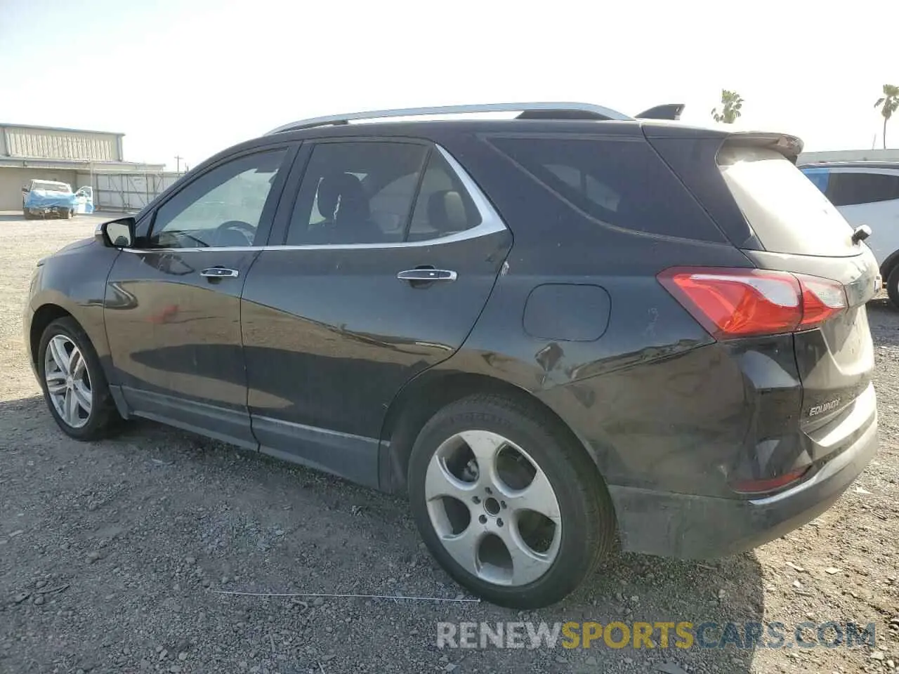 2 fotografías del automóvil dañado 2GNAXNEV3K6261688 CHEVROLET EQUINOX 2019