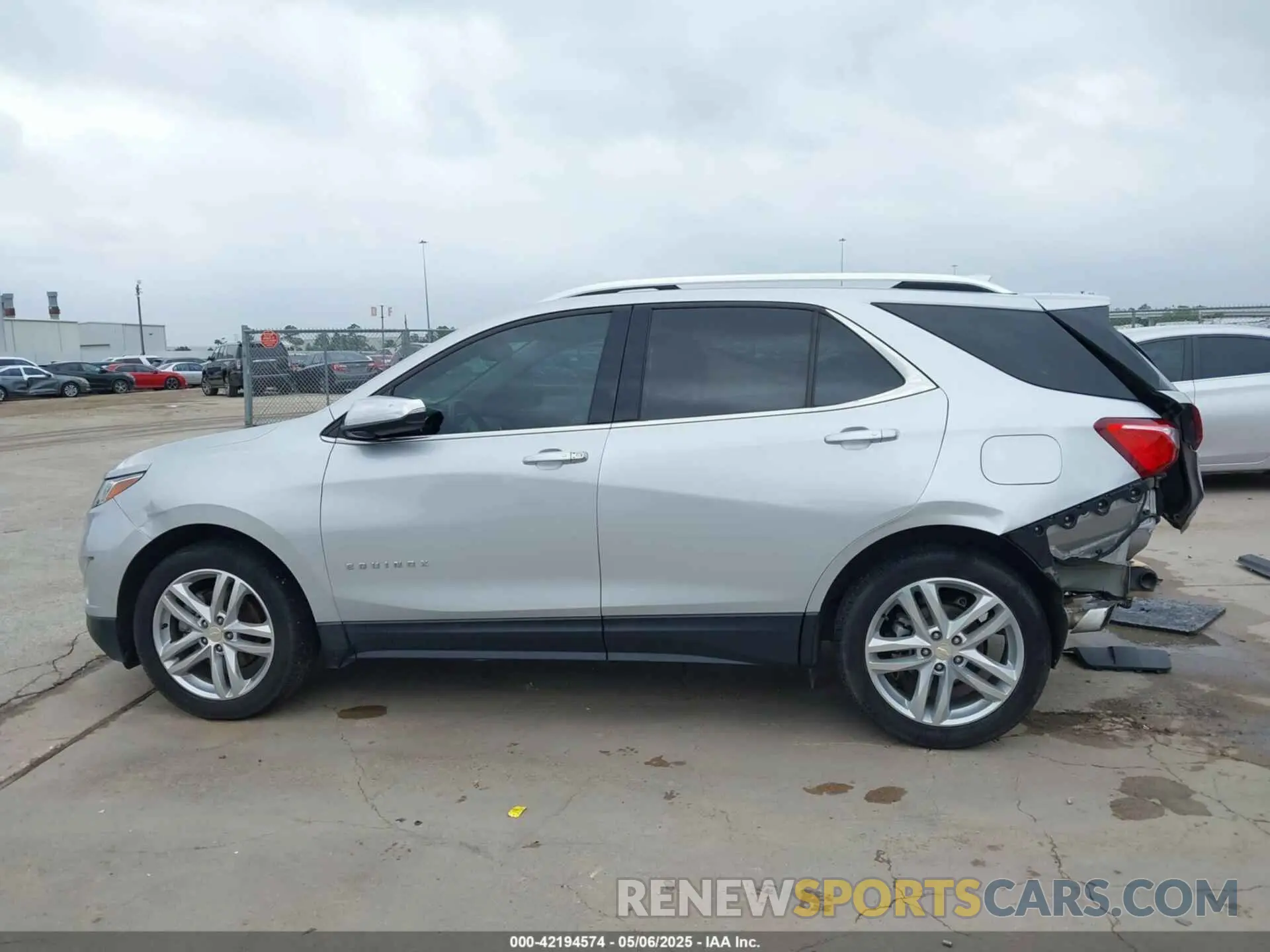 14 fotografías del automóvil dañado 2GNAXPEX4K6252513 CHEVROLET EQUINOX 2019