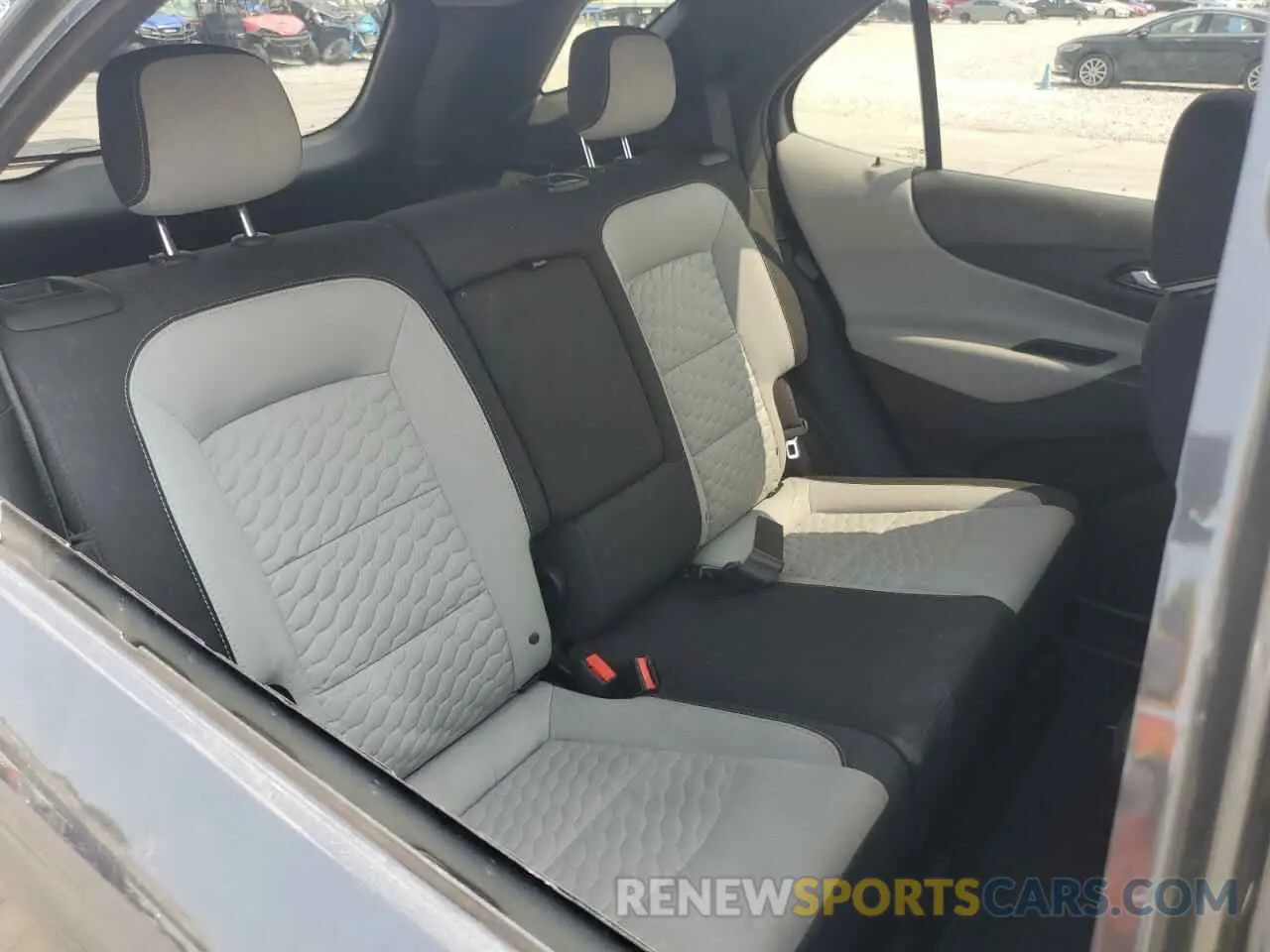 11 fotografías del automóvil dañado 2GNAXSEV0K6158002 CHEVROLET EQUINOX 2019
