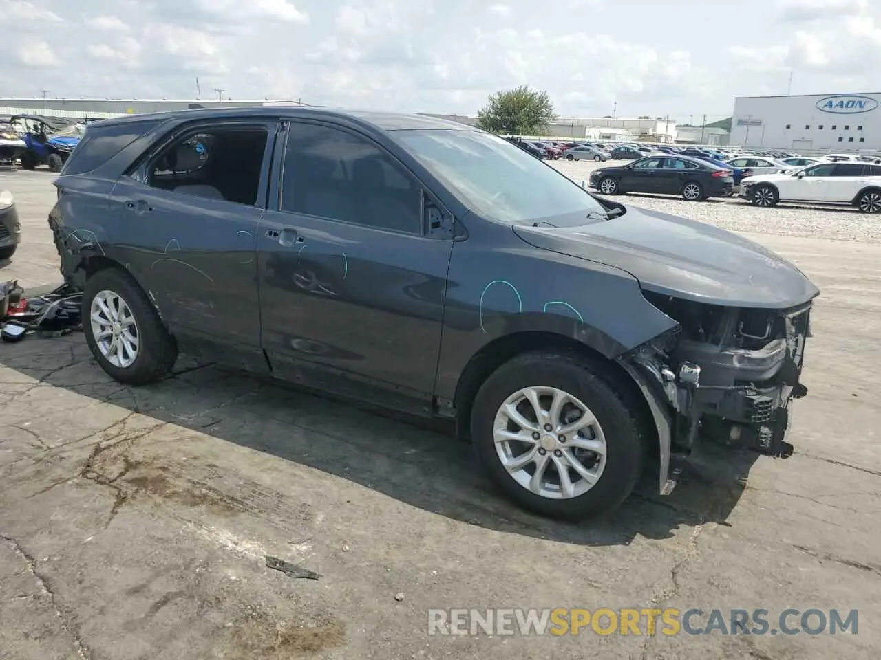 4 fotografías del automóvil dañado 2GNAXSEV0K6158002 CHEVROLET EQUINOX 2019