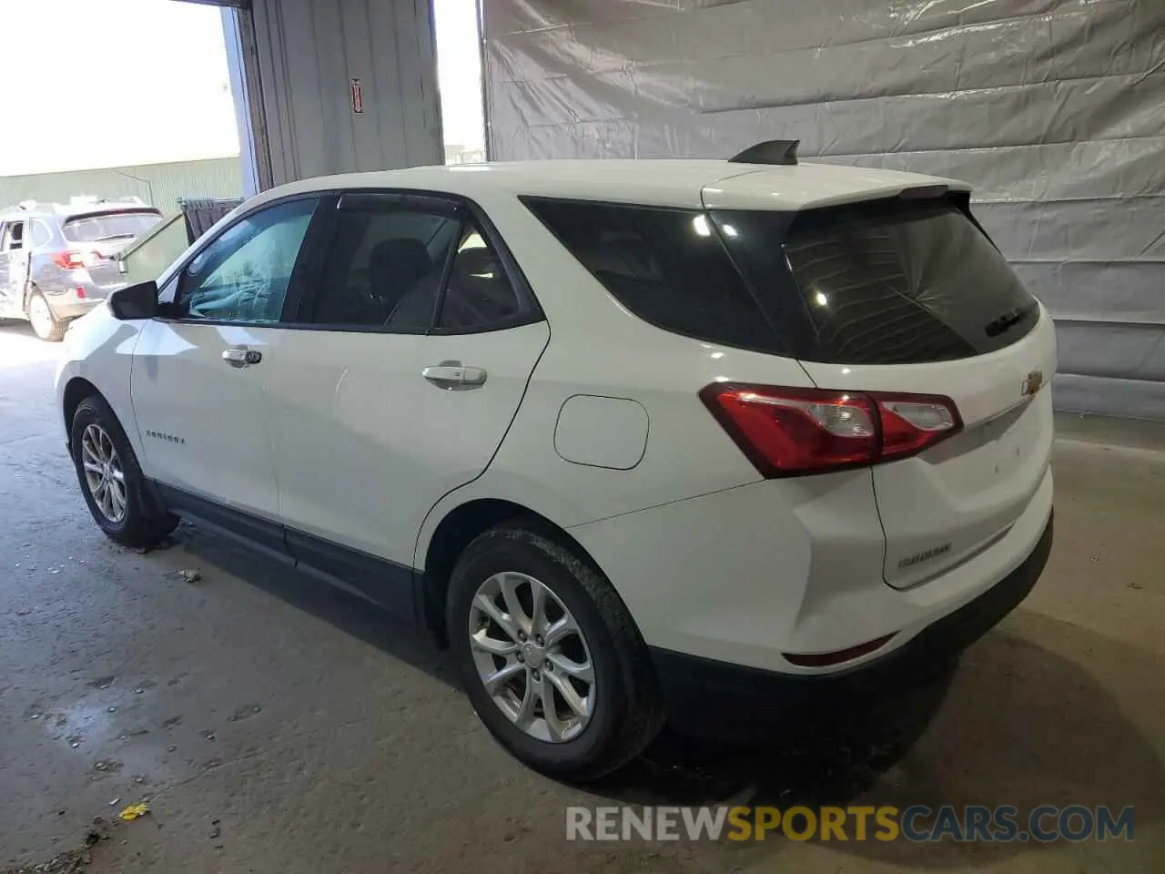 2 fotografías del automóvil dañado 2GNAXSEV1K6198122 CHEVROLET EQUINOX 2019