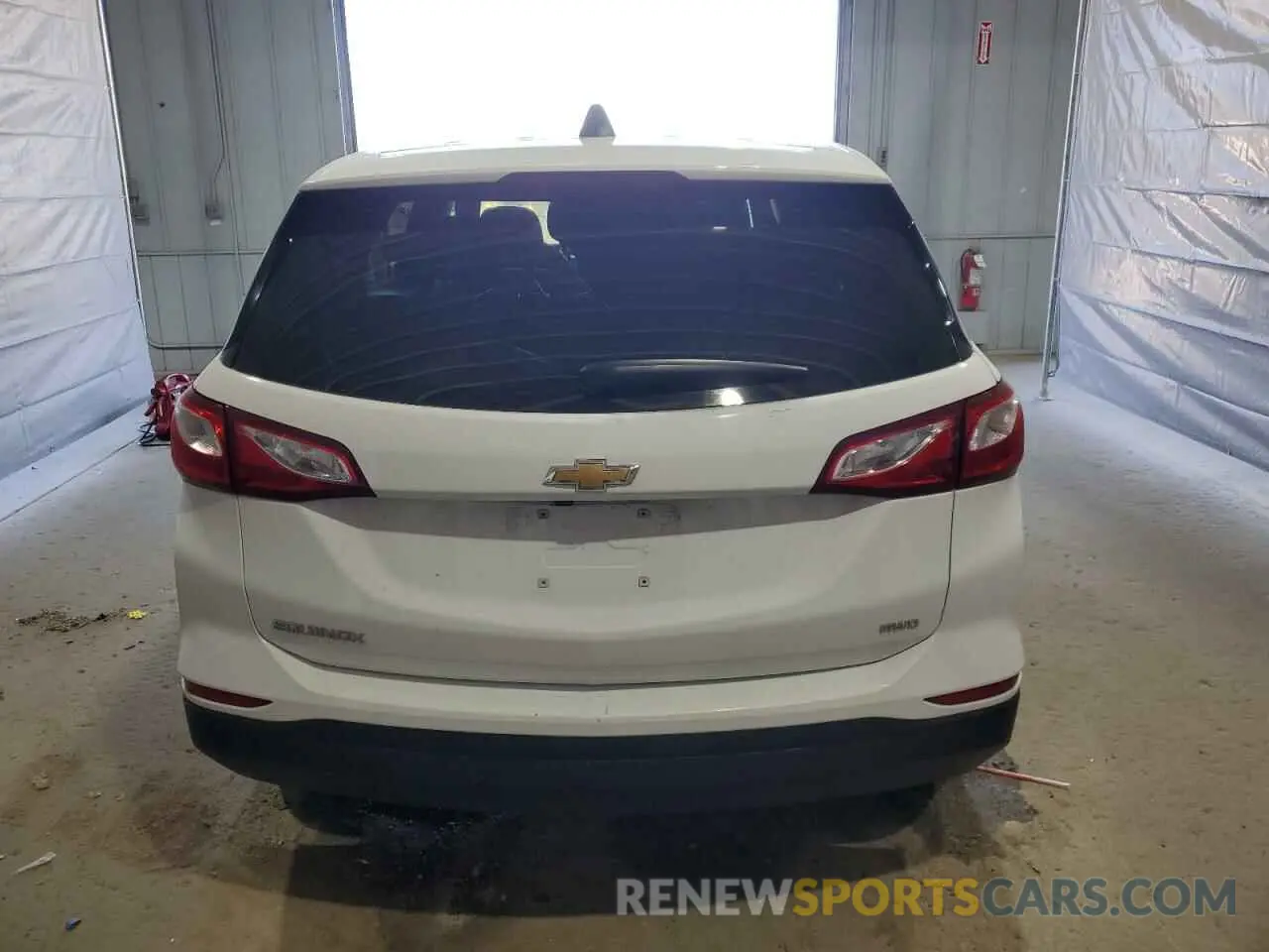 6 fotografías del automóvil dañado 2GNAXSEV1K6198122 CHEVROLET EQUINOX 2019