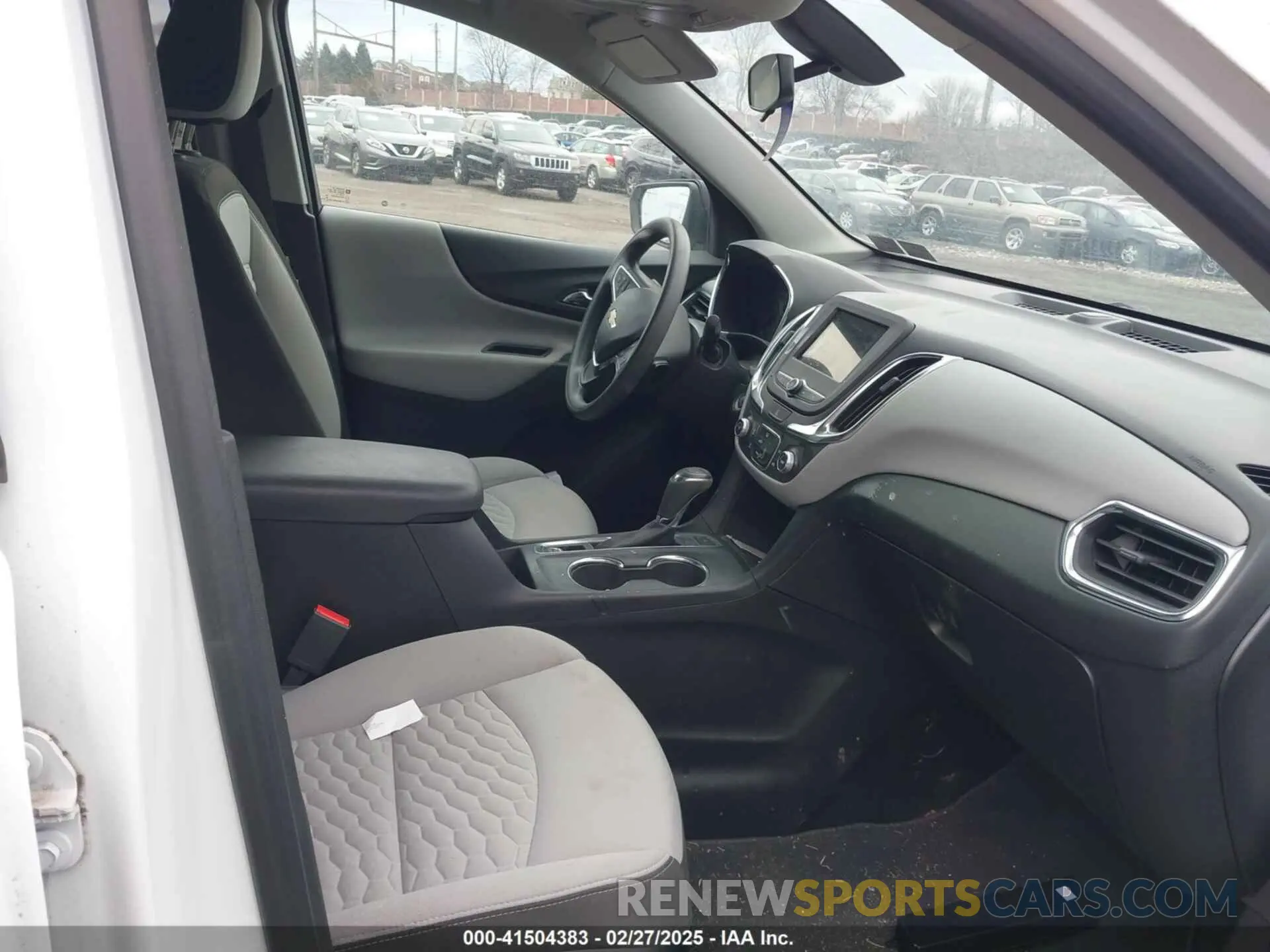 5 fotografías del automóvil dañado 2GNAXSEV3K6215731 CHEVROLET EQUINOX 2019