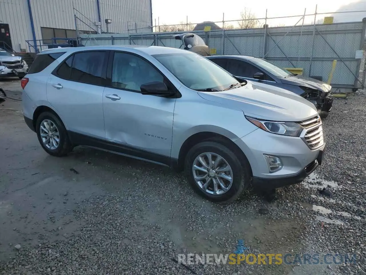 4 fotografías del automóvil dañado 2GNAXSEV3K6216555 CHEVROLET EQUINOX 2019