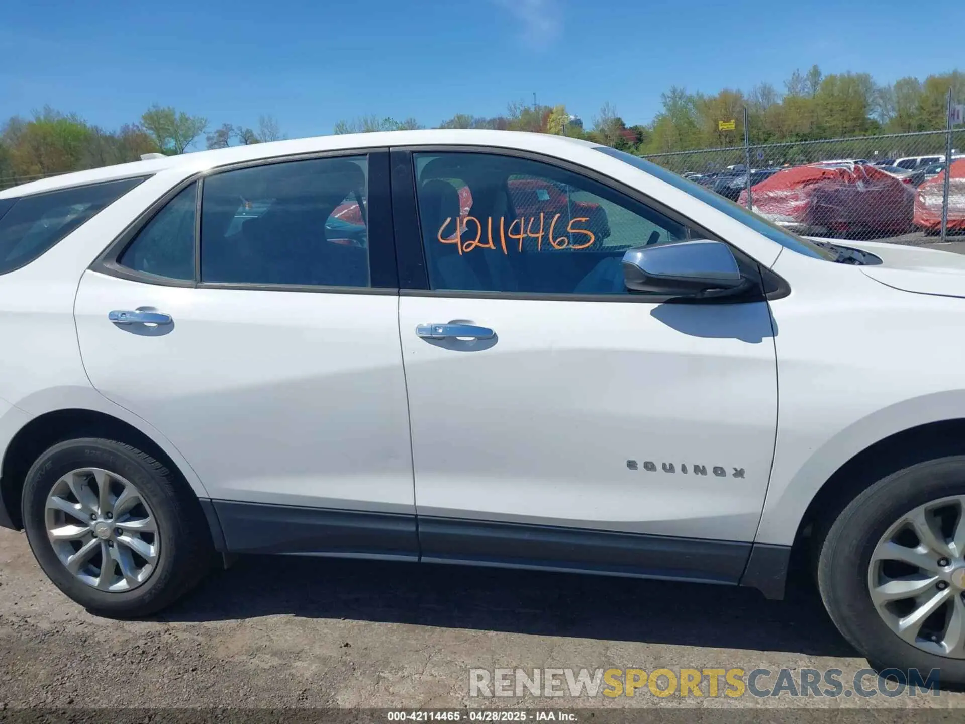 13 fotografías del automóvil dañado 2GNAXSEV4K6110423 CHEVROLET EQUINOX 2019