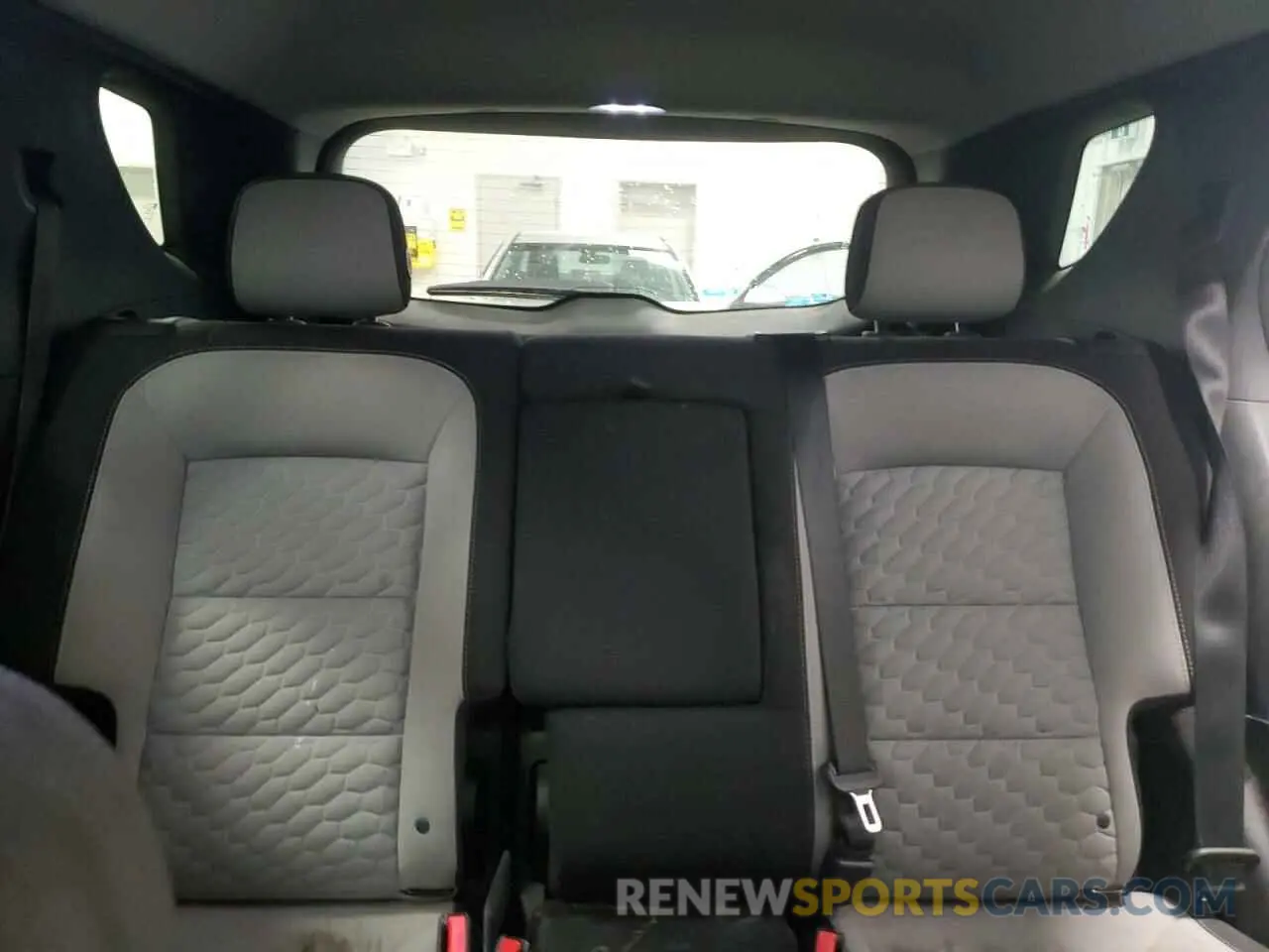 10 fotografías del automóvil dañado 2GNAXSEV4K6210182 CHEVROLET EQUINOX 2019