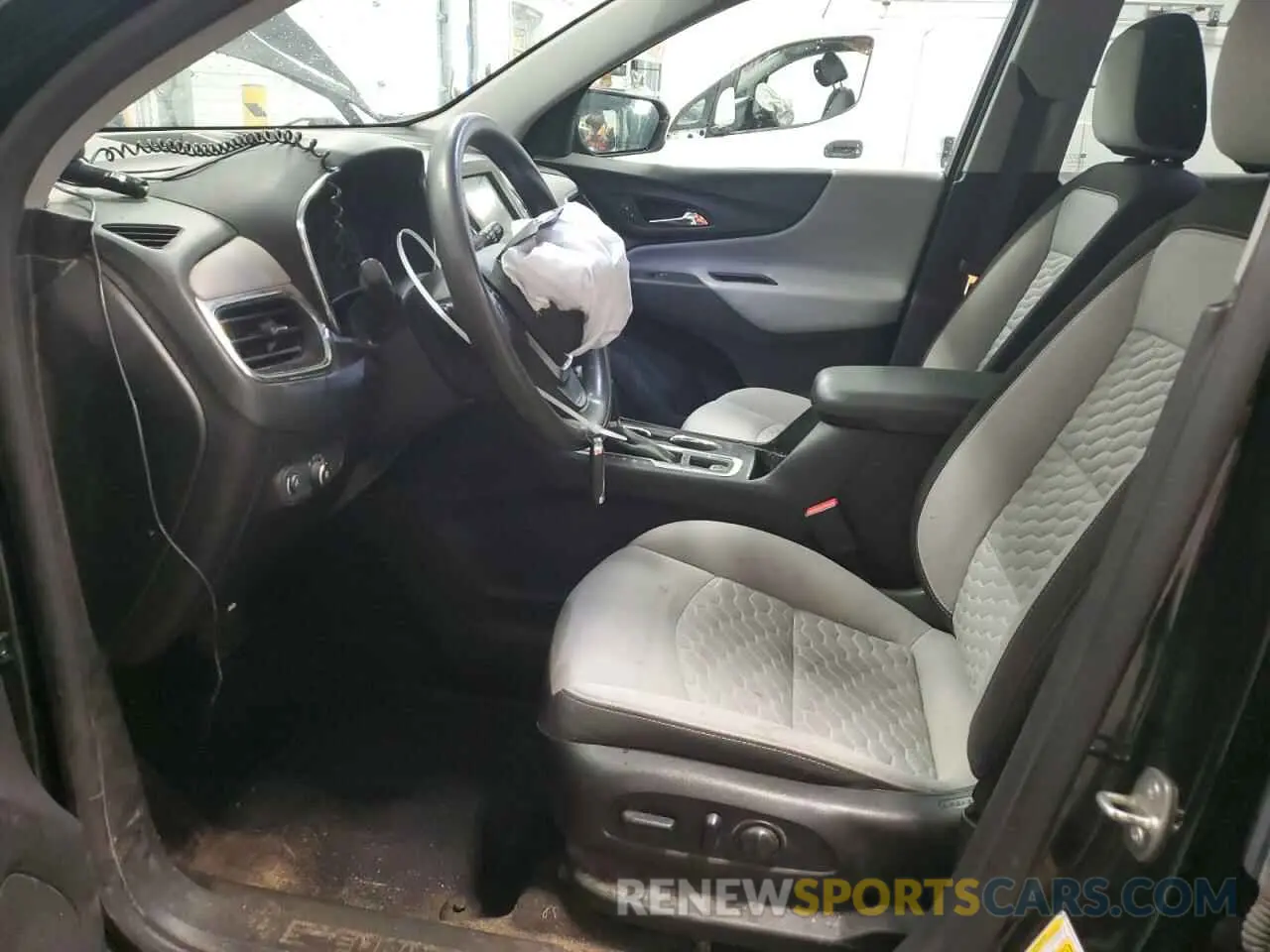 7 fotografías del automóvil dañado 2GNAXSEV4K6210182 CHEVROLET EQUINOX 2019