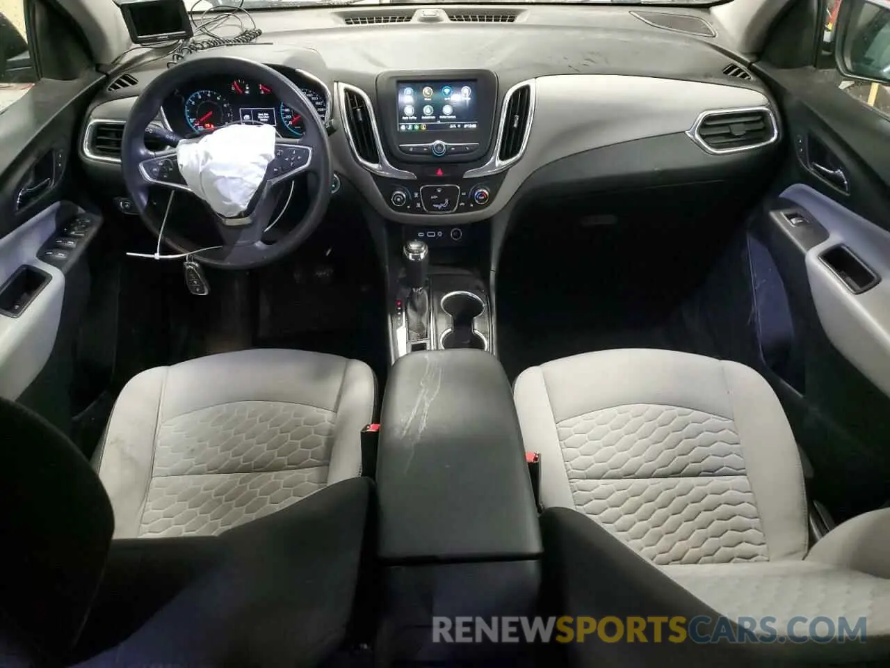 8 fotografías del automóvil dañado 2GNAXSEV4K6210182 CHEVROLET EQUINOX 2019